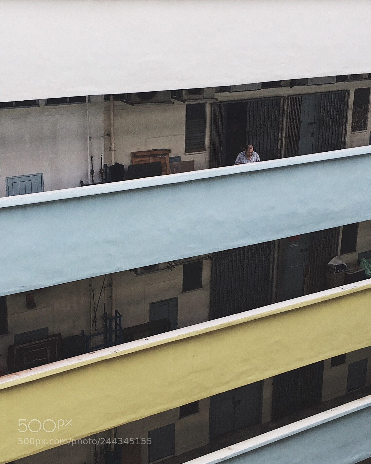 Apple iPhone 6 sample photo. Vertical reflection photography