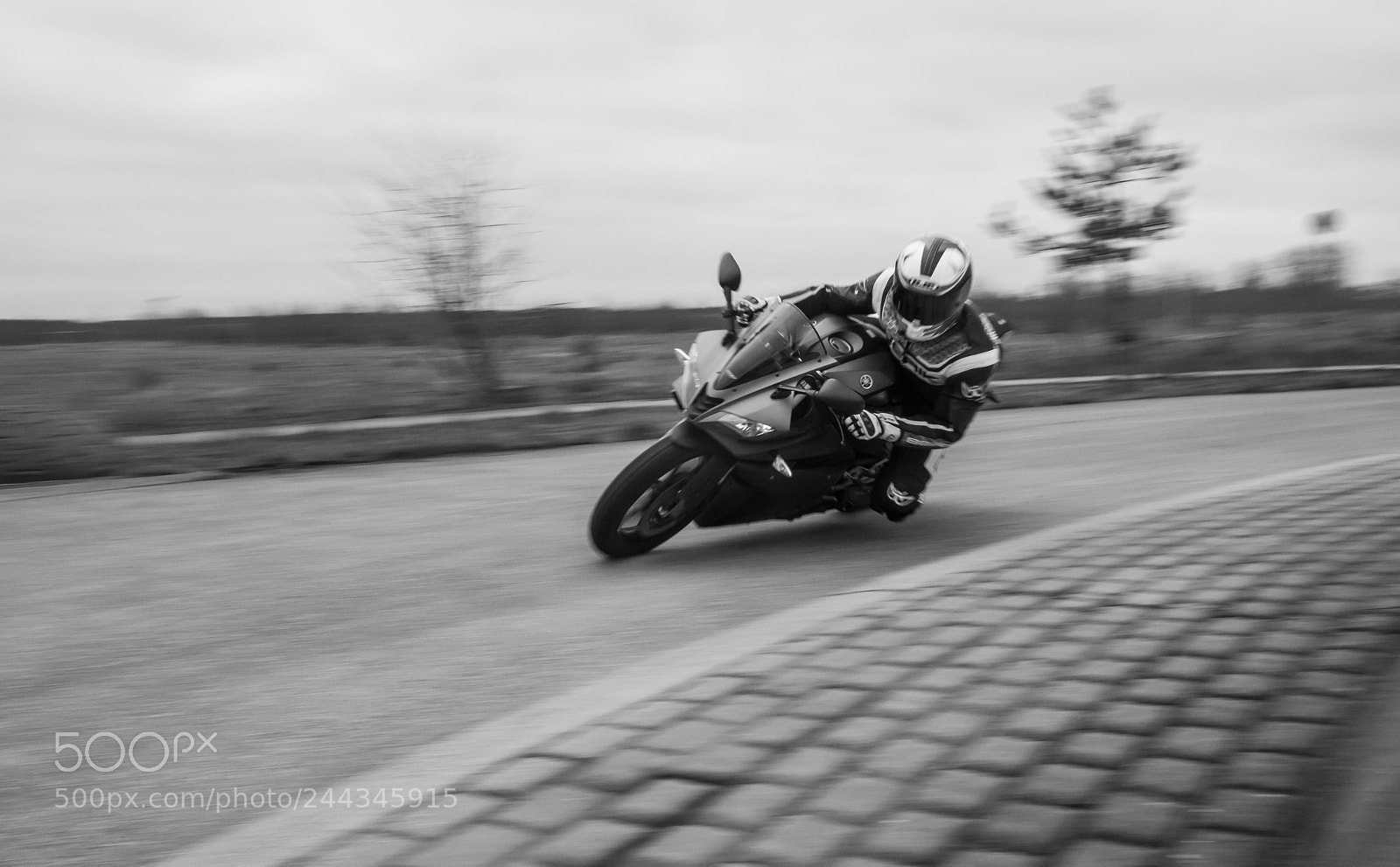 Sony a7R III sample photo. Yamaha yzf r125 photography