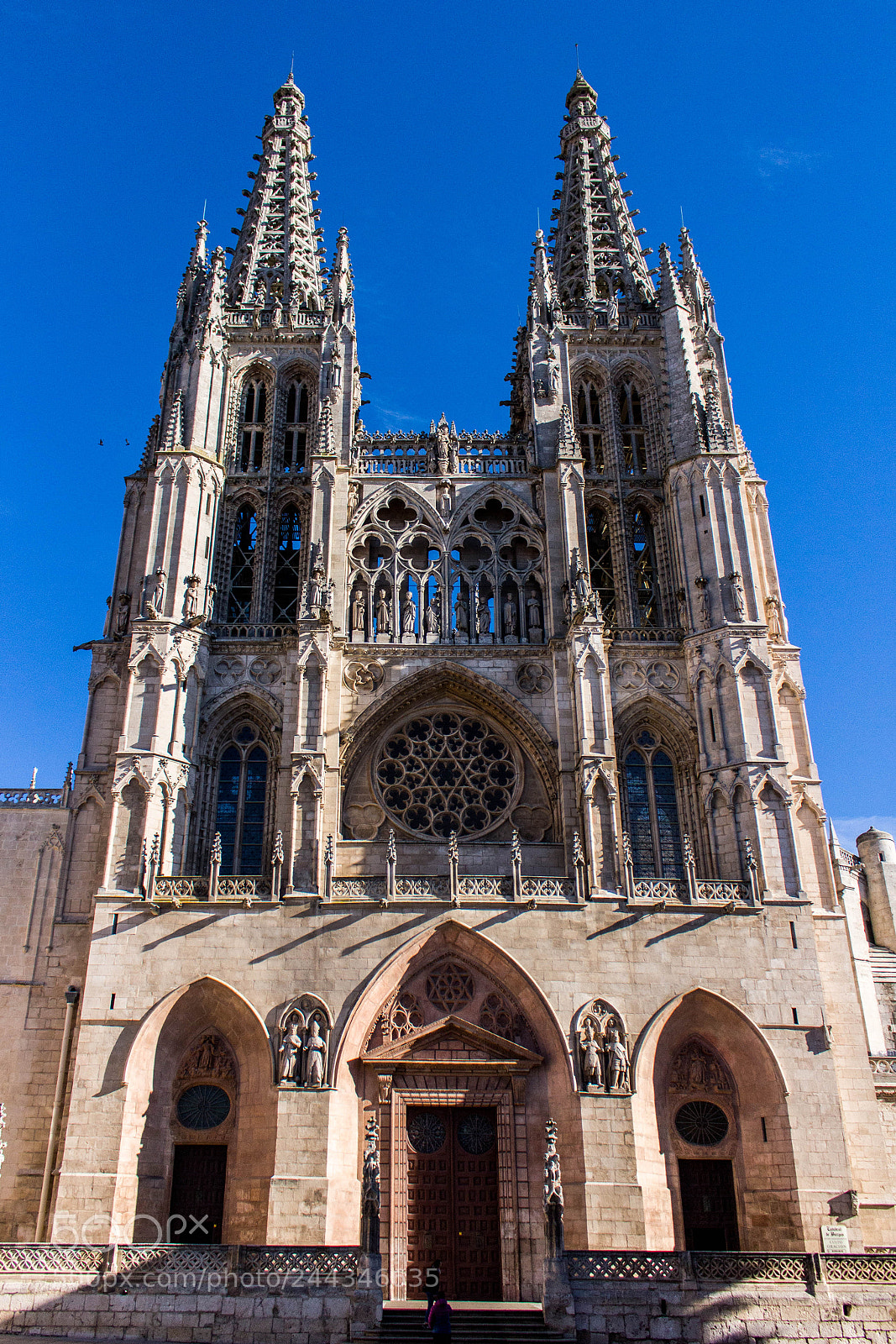 Canon EOS 100D (EOS Rebel SL1 / EOS Kiss X7) sample photo. Burgos cathedral photography