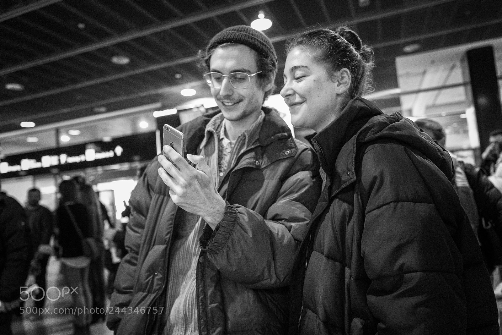 Leica Q (Typ 116) sample photo. Happy people photography