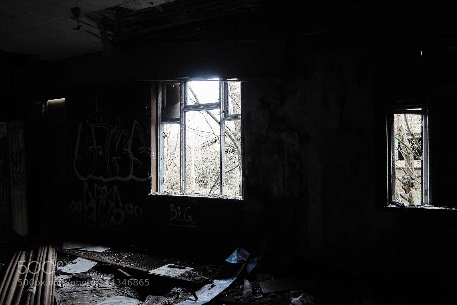 Sony Alpha a3000 sample photo. Abandoned building photography