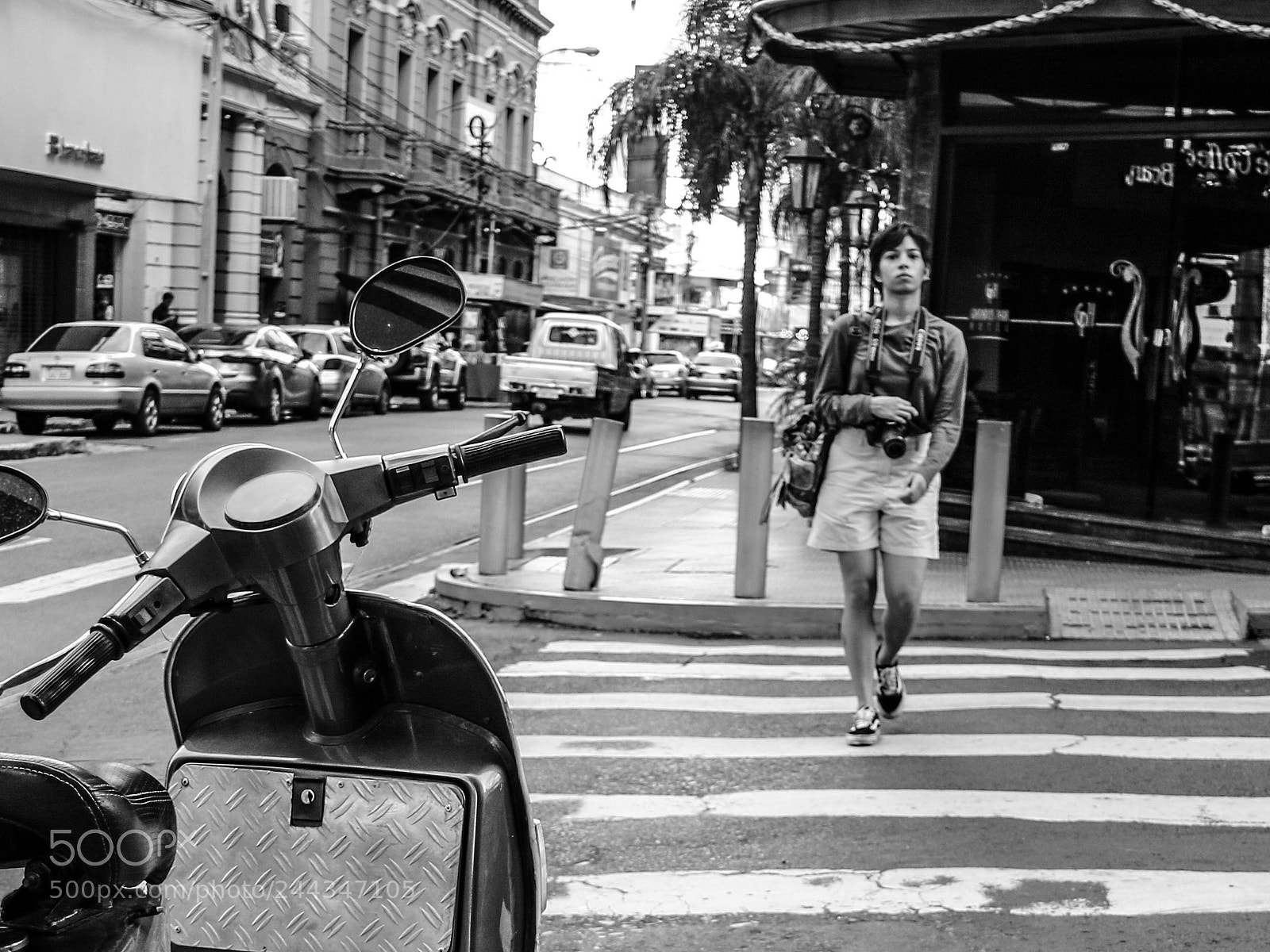 Canon EOS M3 sample photo. De paseo photography