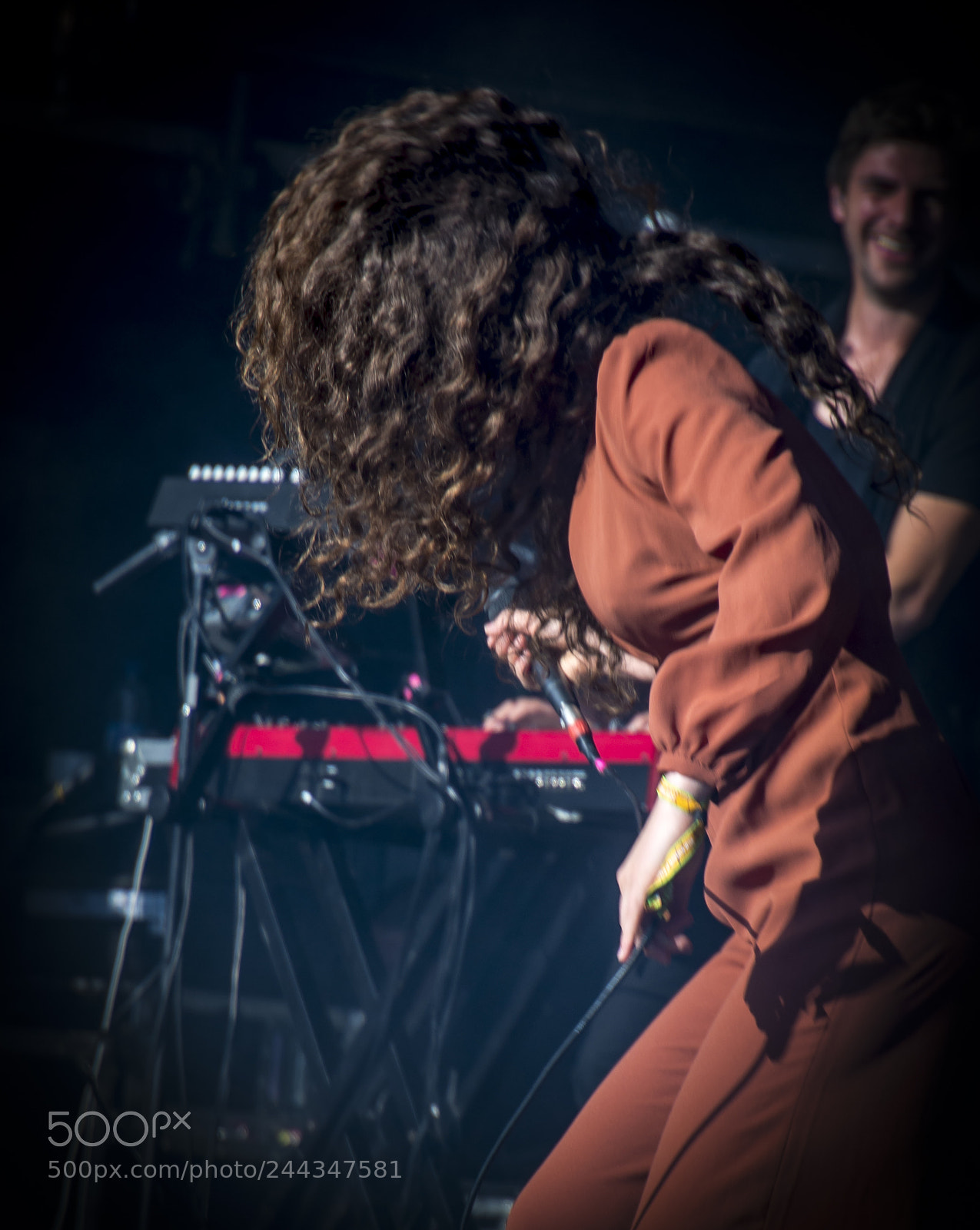 Nikon D7100 sample photo. Rae morris at festival photography