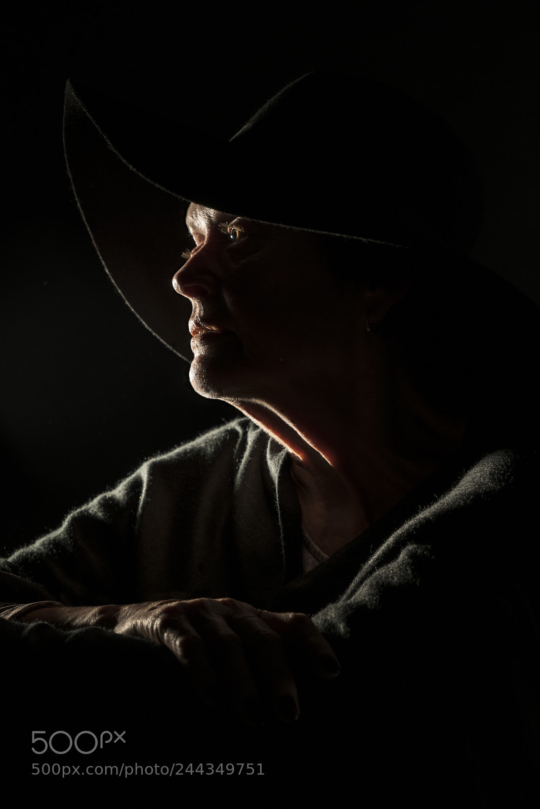 Sony a7R II sample photo. Portret met flaphoed photography