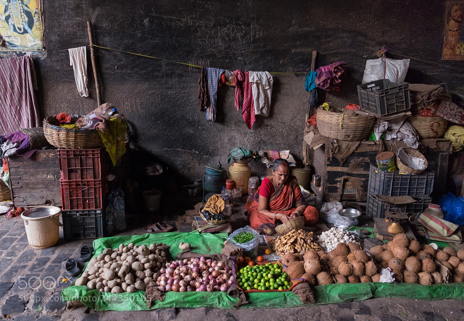 Fujifilm X-T10 sample photo. Market in kolkata photography