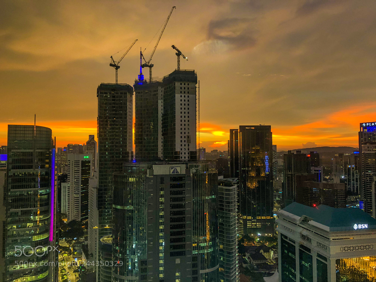 Apple iPhone 8 Plus sample photo. Kuala lumpur sunset photography