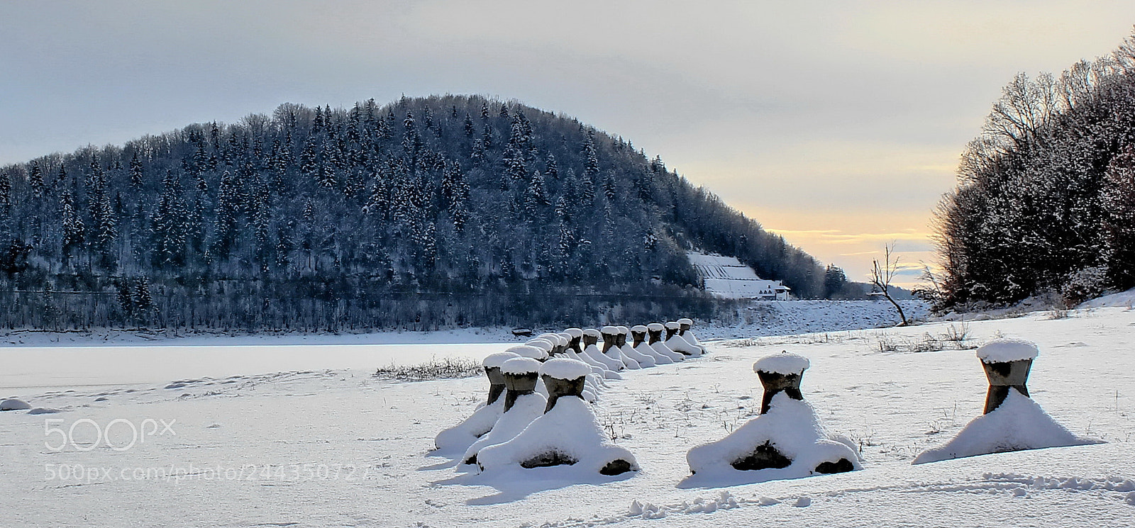 Canon EF-S 18-55mm F3.5-5.6 IS sample photo. Tetrapods photography