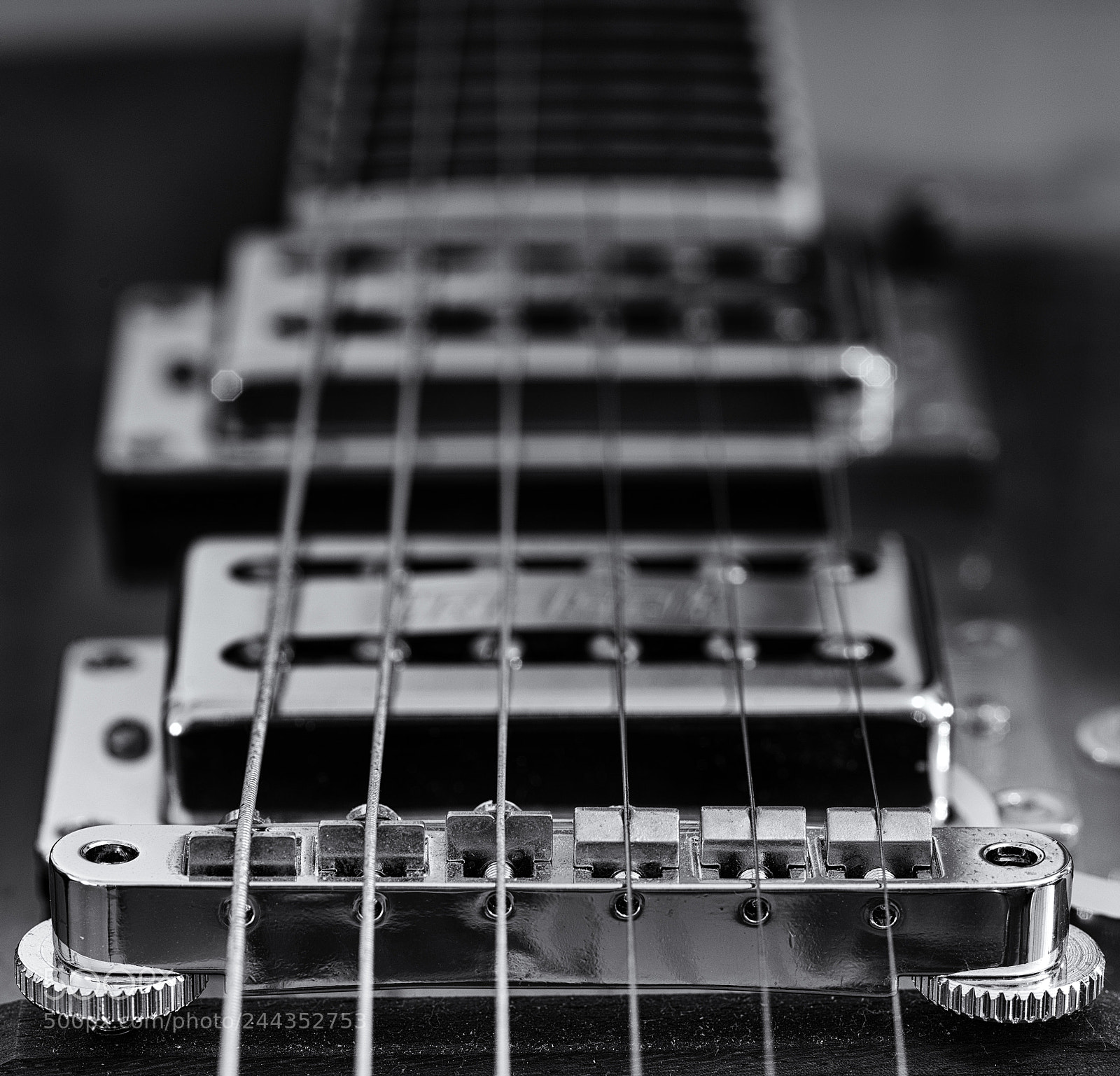 Hasselblad X1D-50c sample photo. Gretsch guitar photography