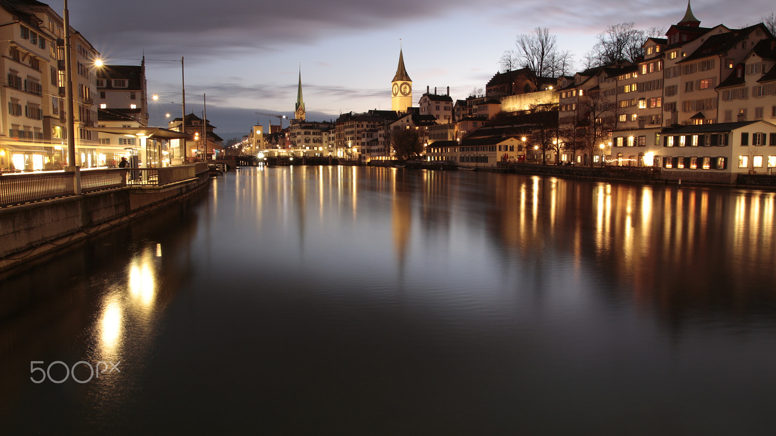 Tamron SP AF 17-50mm F2.8 XR Di II LD Aspherical (IF) sample photo. Zürich evening photography