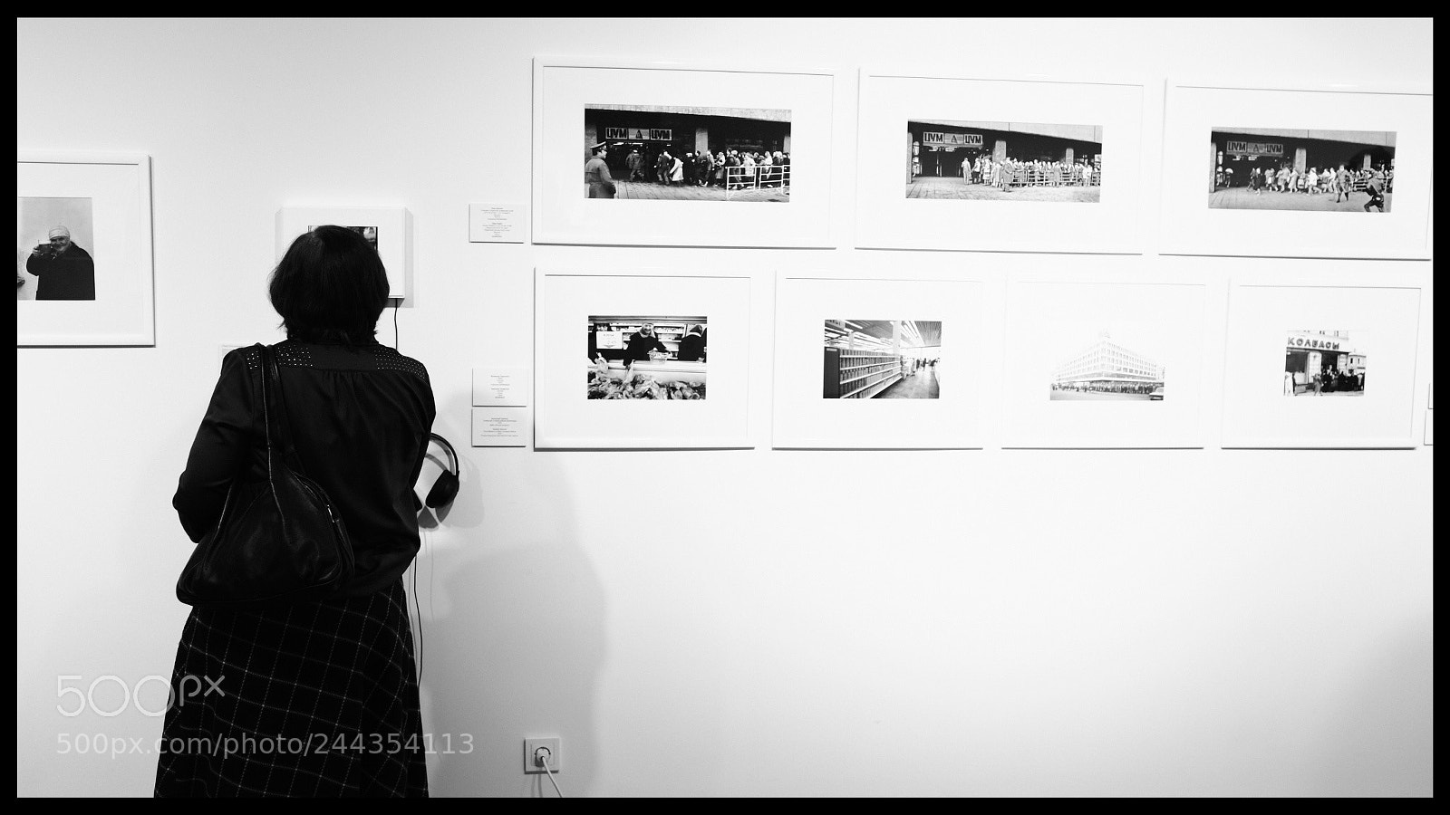 Fujifilm X100F sample photo. Turned on photography
