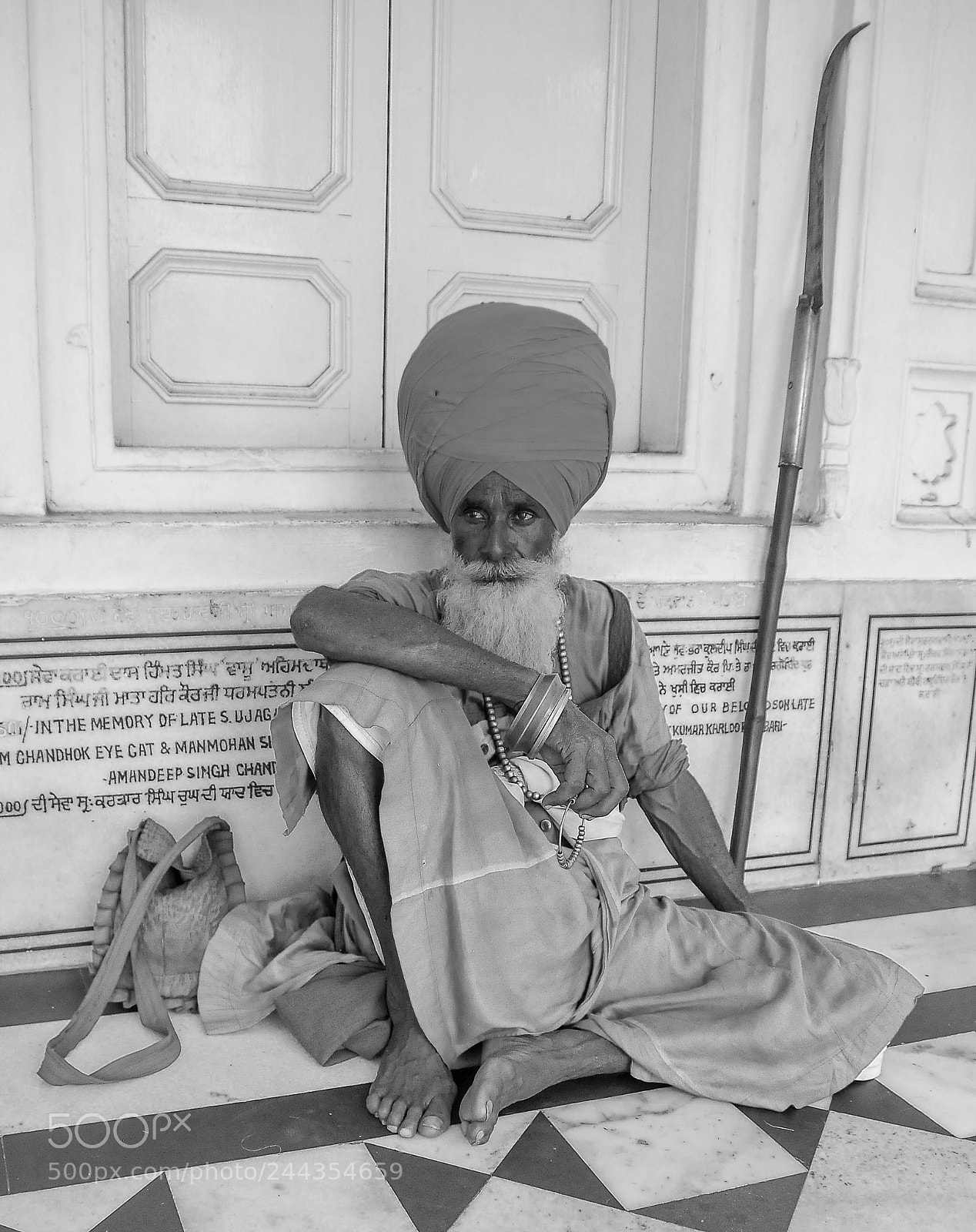 Nikon D300S sample photo. Guard #2 photography