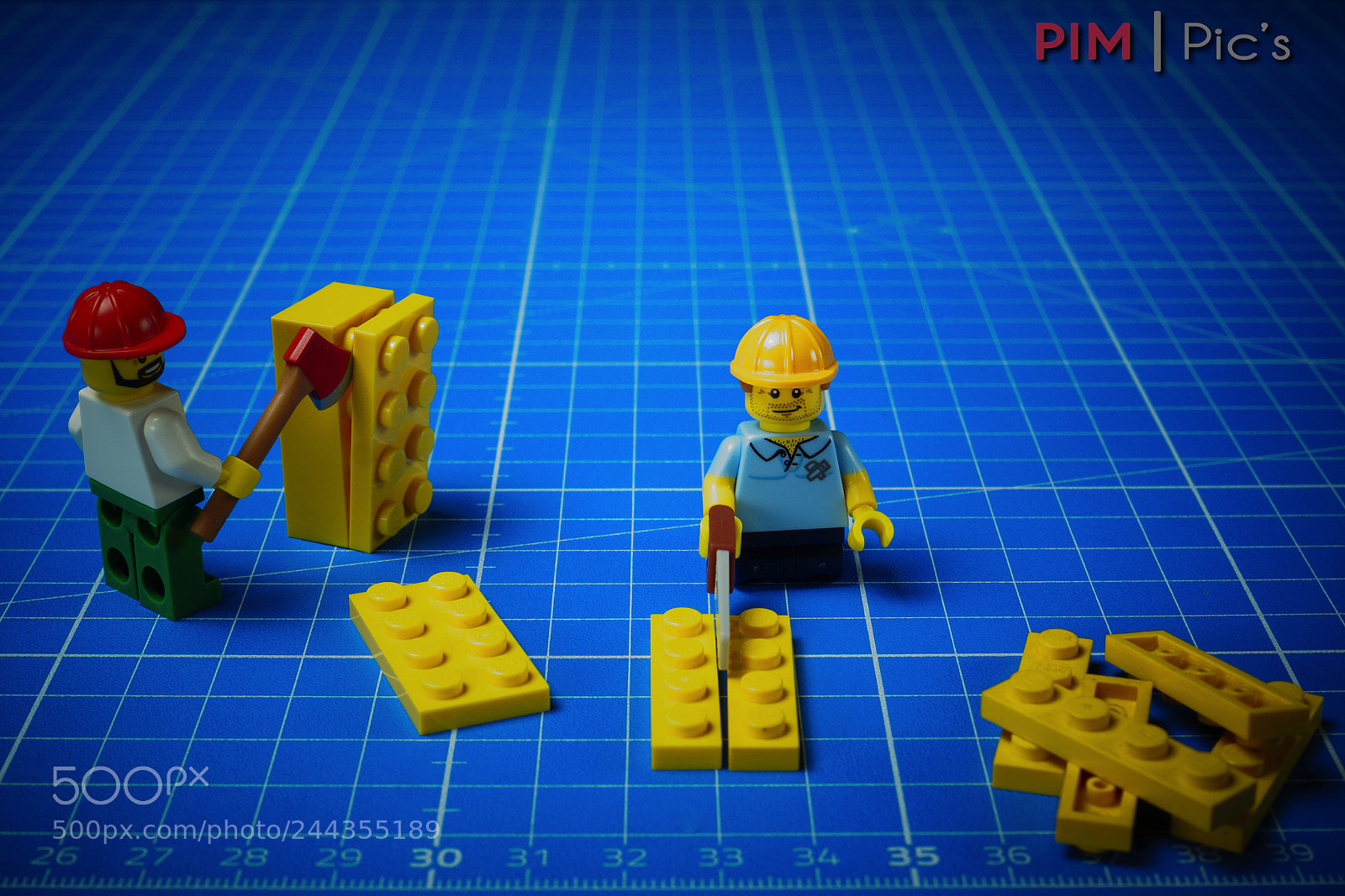 Sony SLT-A77 sample photo. Secret of lego parts photography