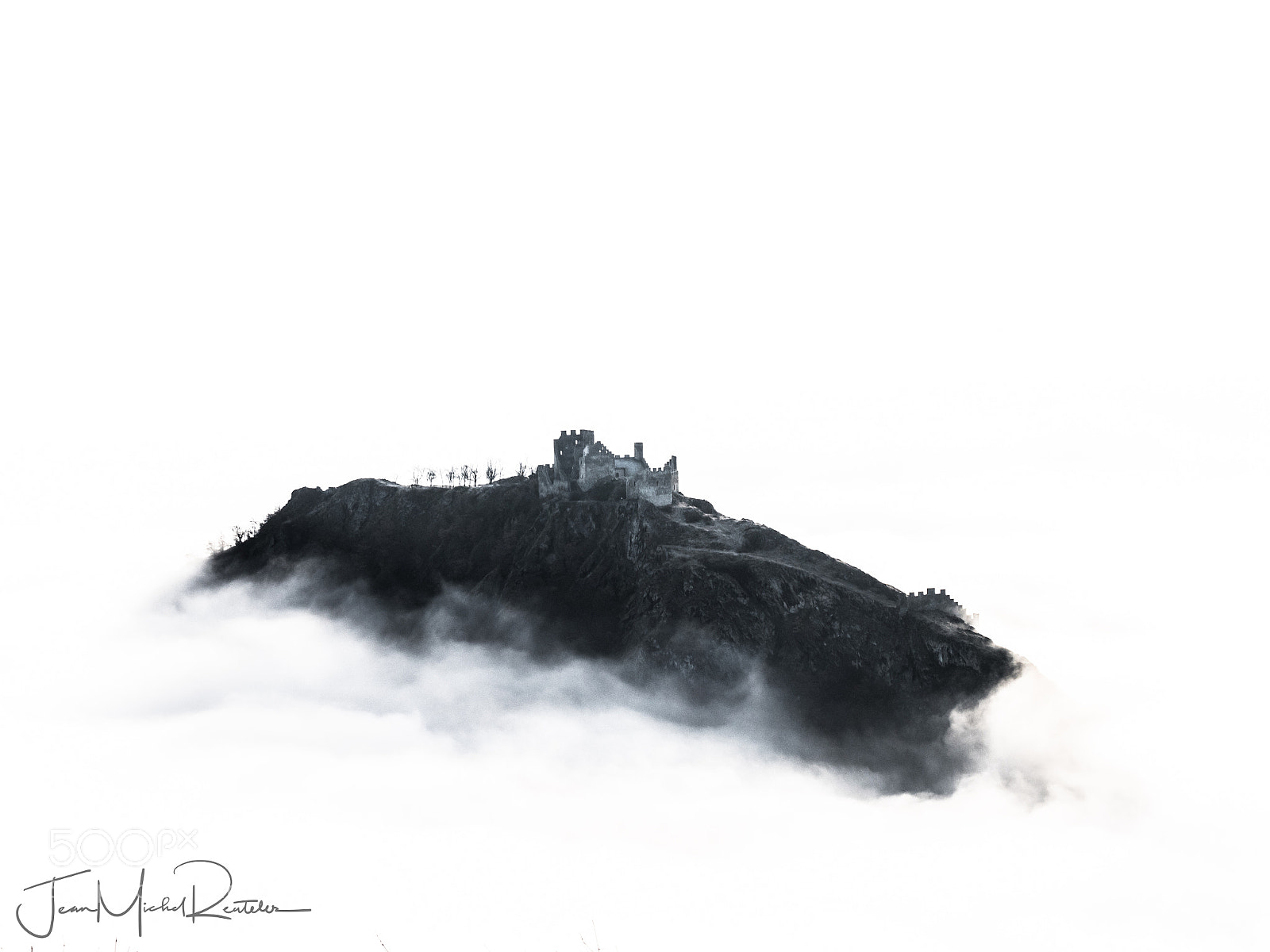 Panasonic Lumix DMC-GX8 sample photo. Tourbillon dans les nuages photography