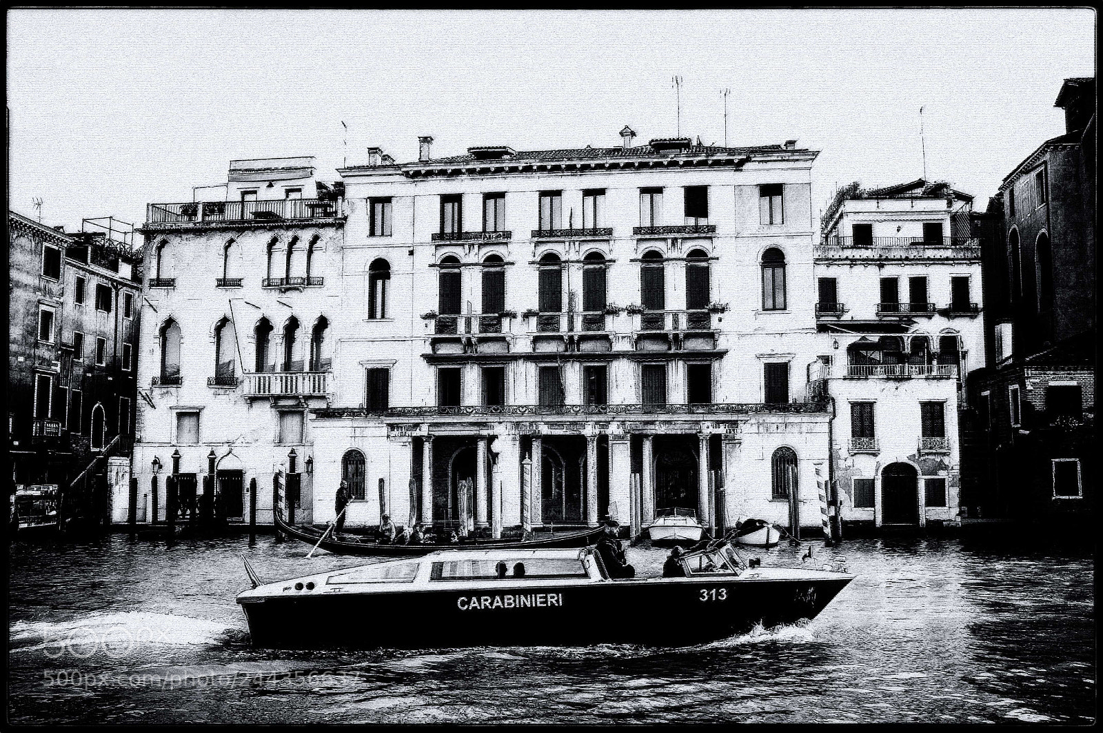 Fujifilm FinePix X100 sample photo. Carabinieri photography