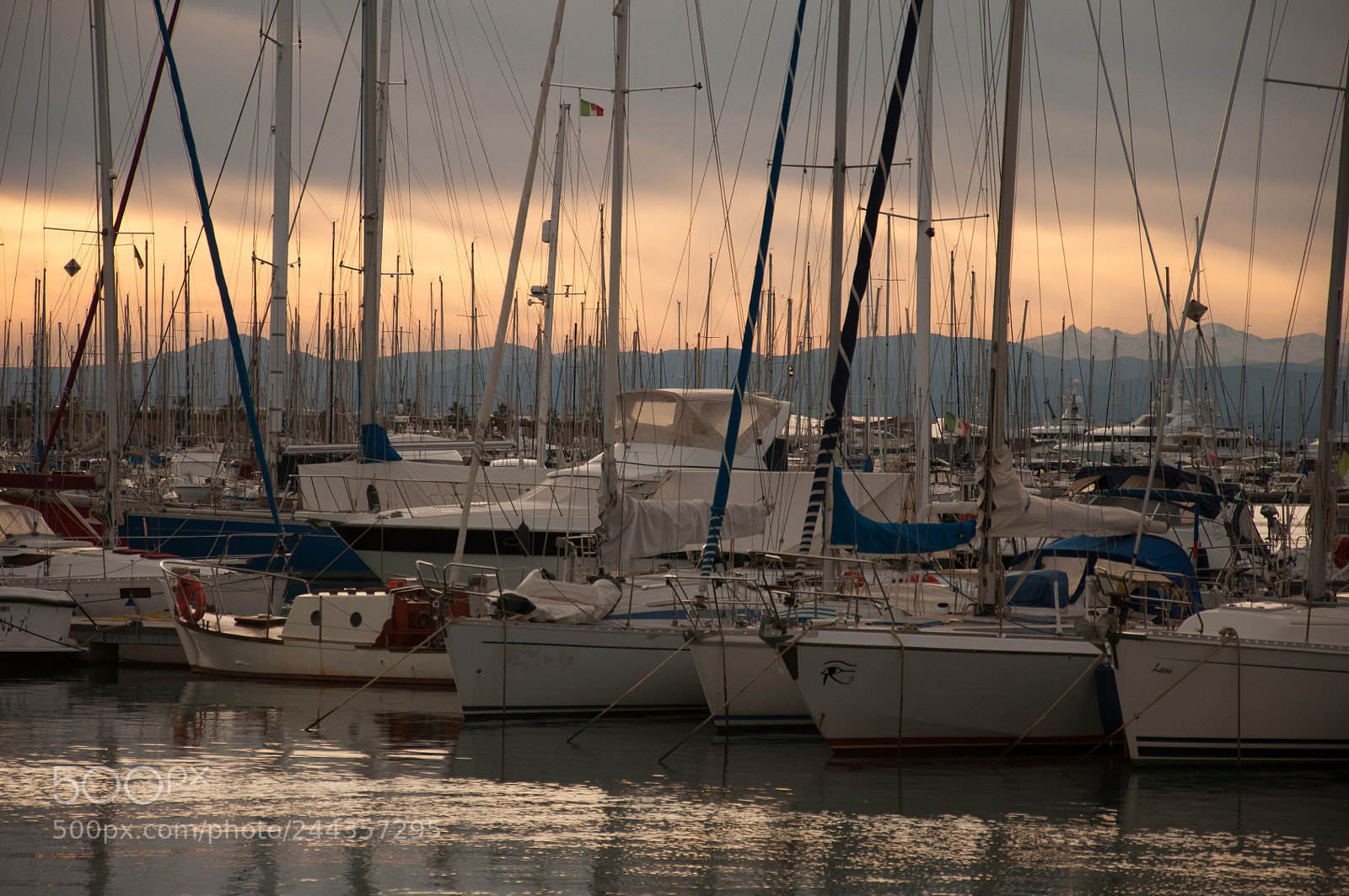Nikon D90 sample photo. Barche photography