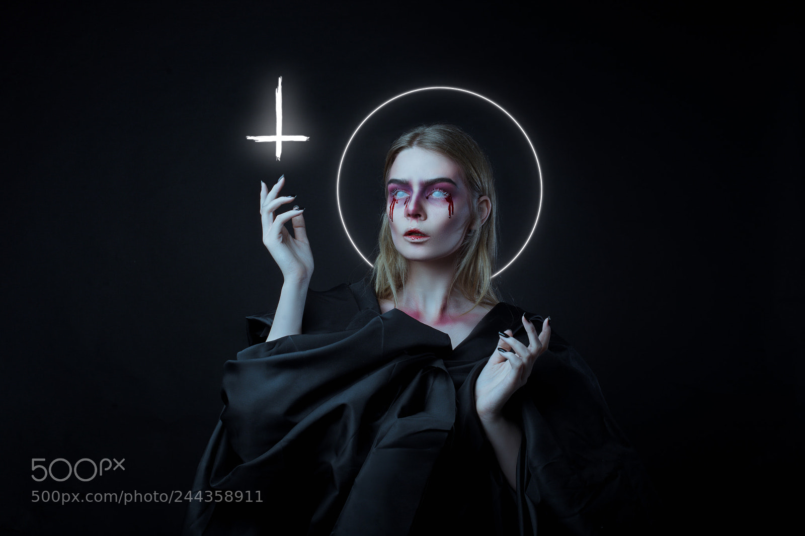 Nikon D7100 sample photo. Dark light photography