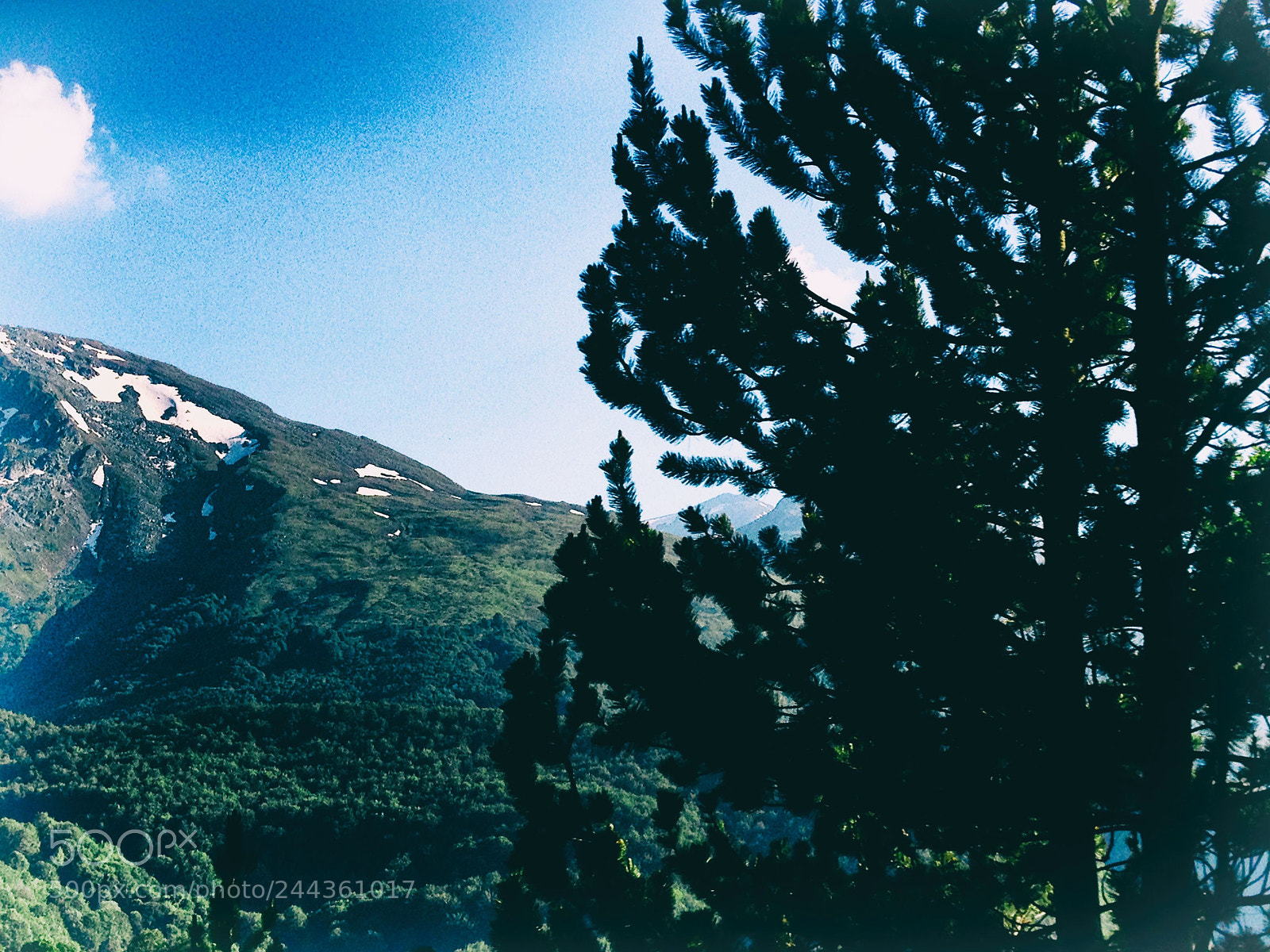 Apple iPhone 4S sample photo. Mountain photography