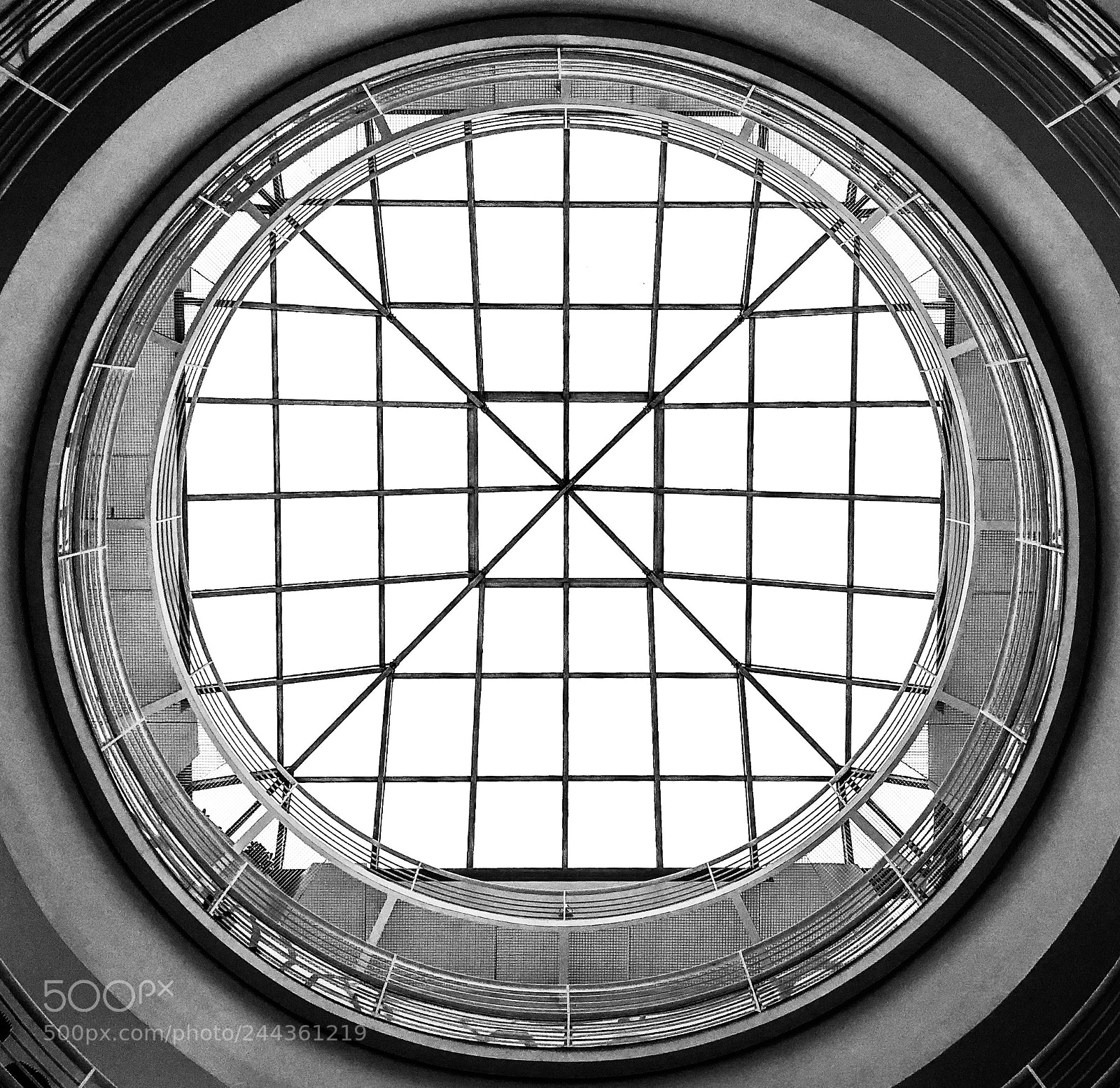 Apple iPhone X sample photo. Geometric photography
