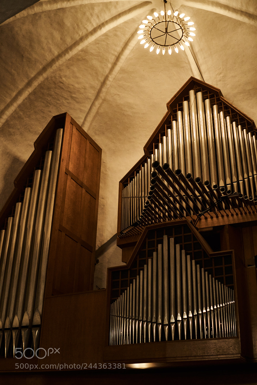 Sony a6300 sample photo. Organ photography