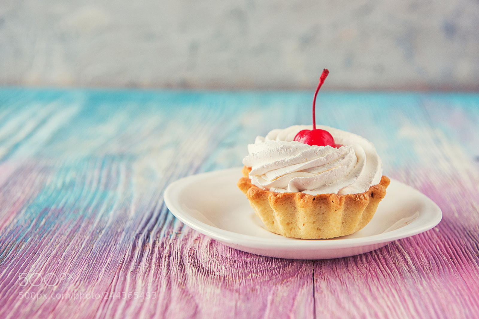 Nikon D810 sample photo. Tasty mini cake photography