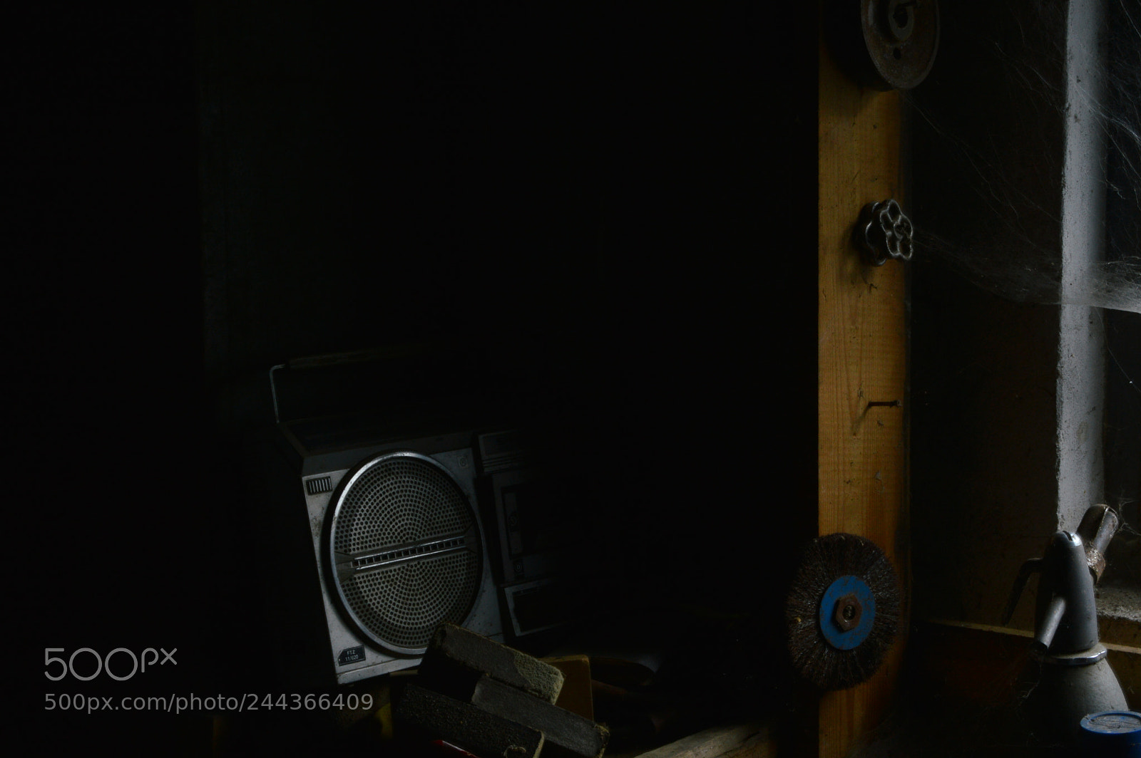 Nikon D3200 sample photo. Old radio. photography