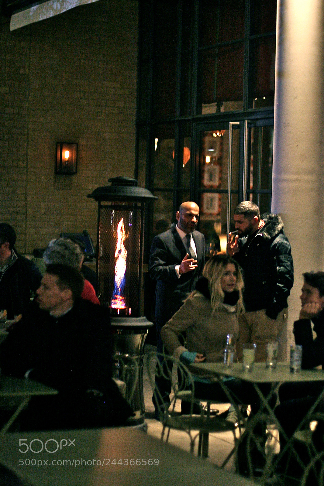 Canon EOS 30D sample photo. Cafe culture photography