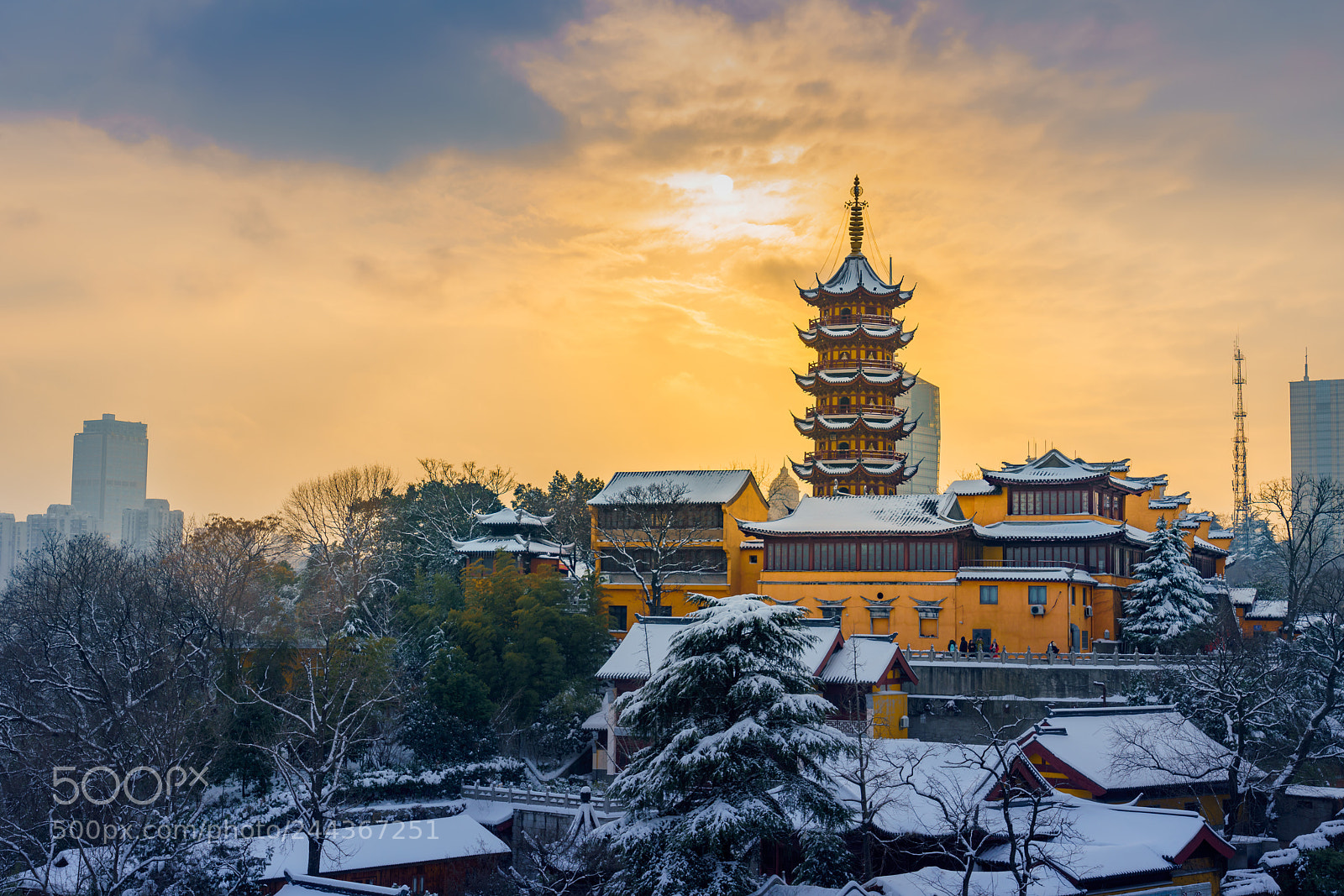 Sony a7R III sample photo. Jiming temple photography
