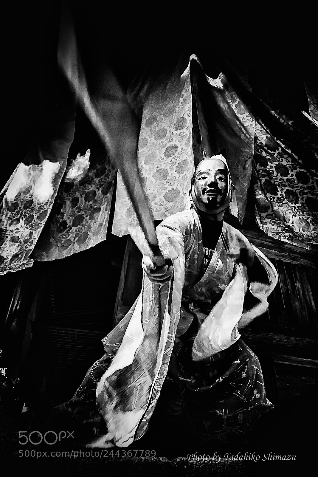 Canon EOS 30D sample photo. Daemon dance photography