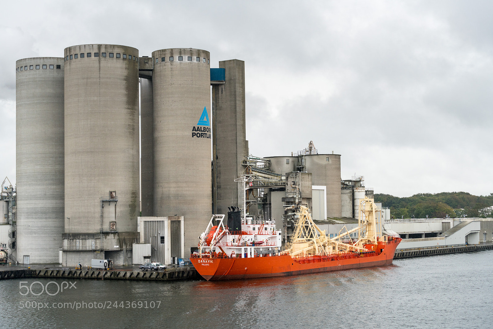 Sony a7R II sample photo. Danavik cement carrier ship photography