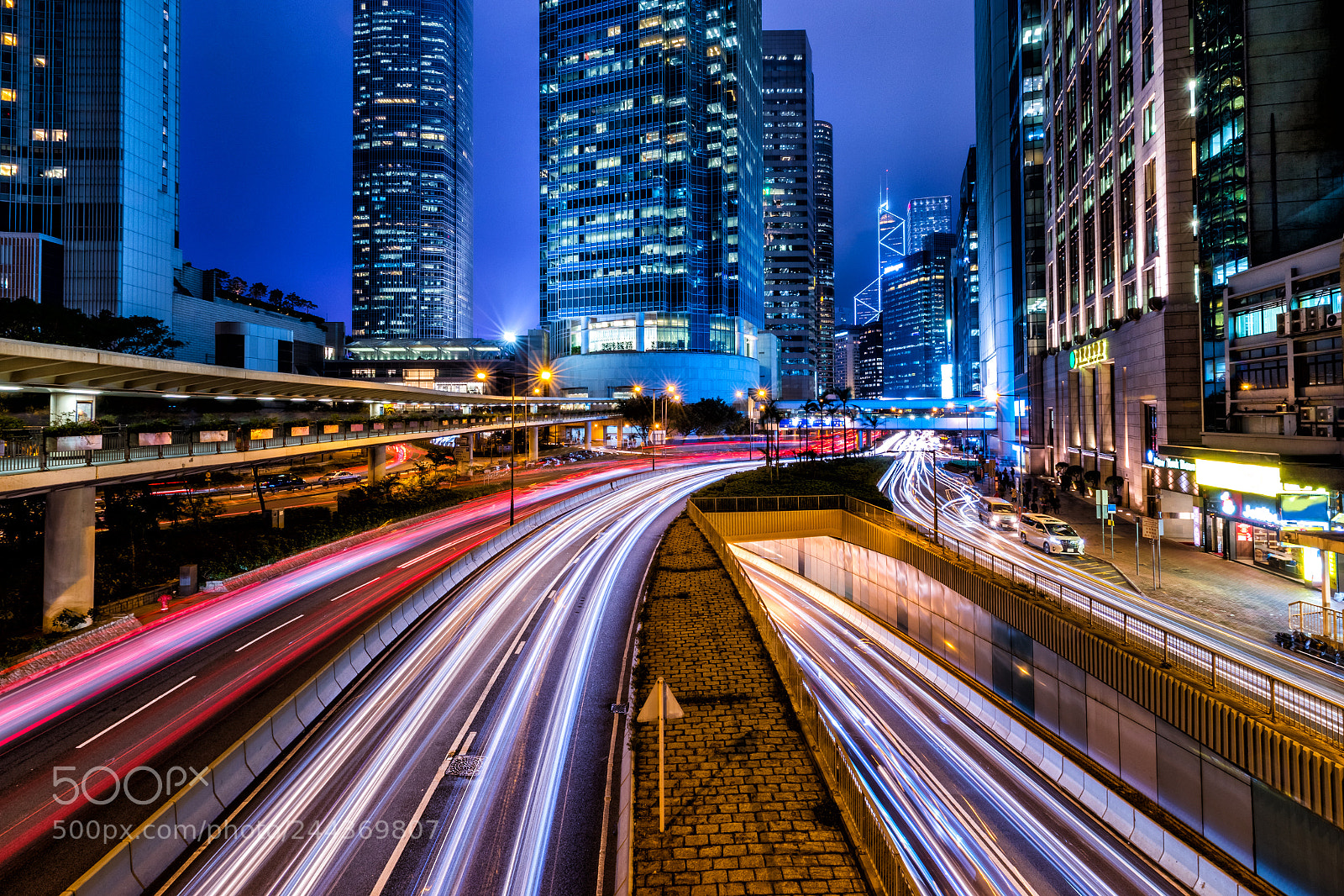 Canon EOS-1D X Mark II sample photo. Hong kong central business photography