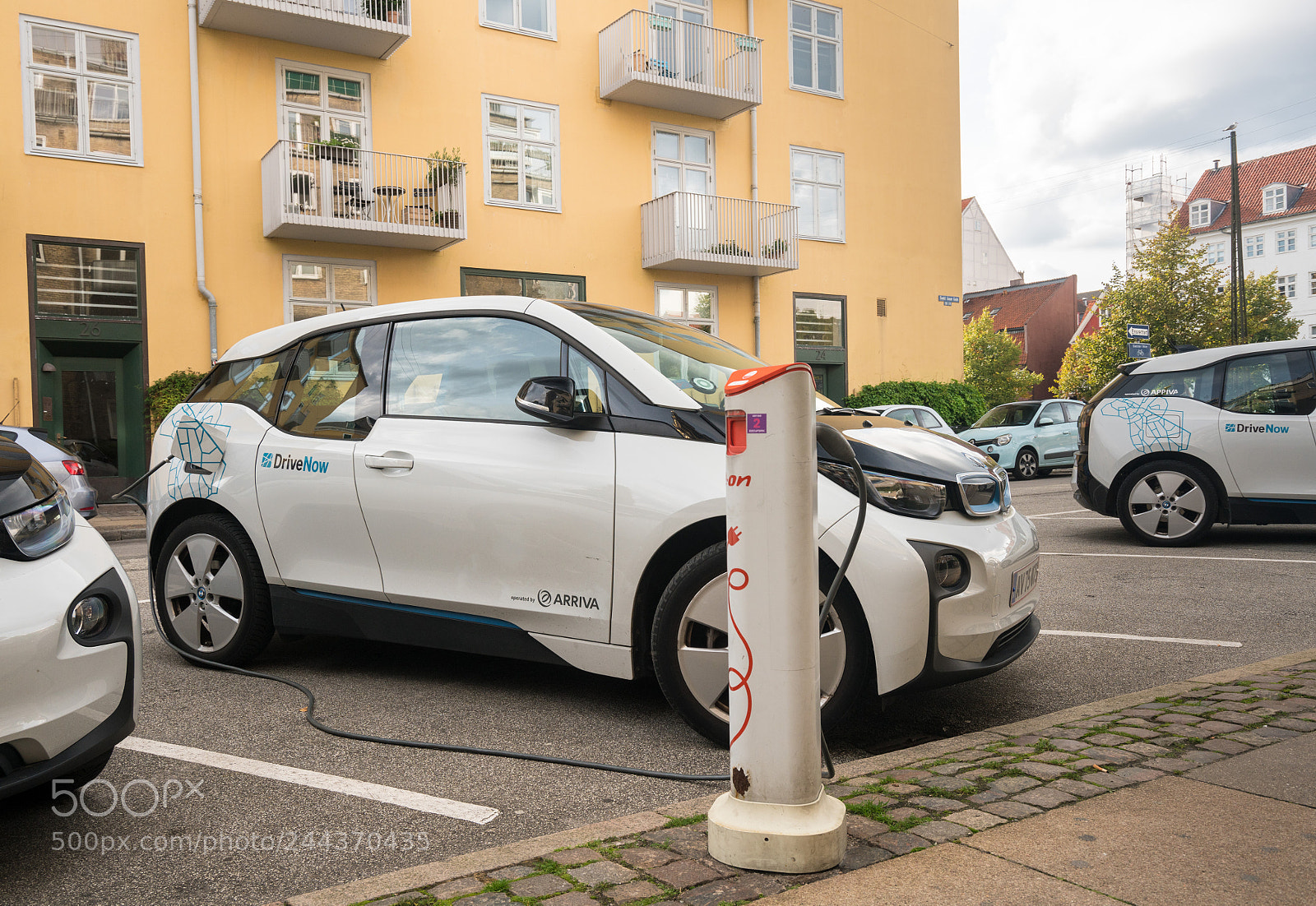 Sony a7R II sample photo. Drivenow bmw electric car photography