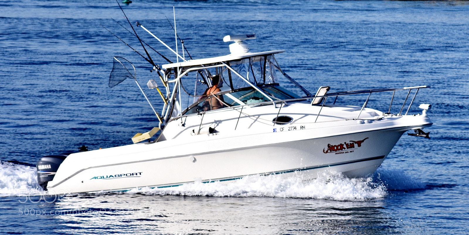 Nikon D7200 sample photo. Powerboat cruising pacific ocean photography