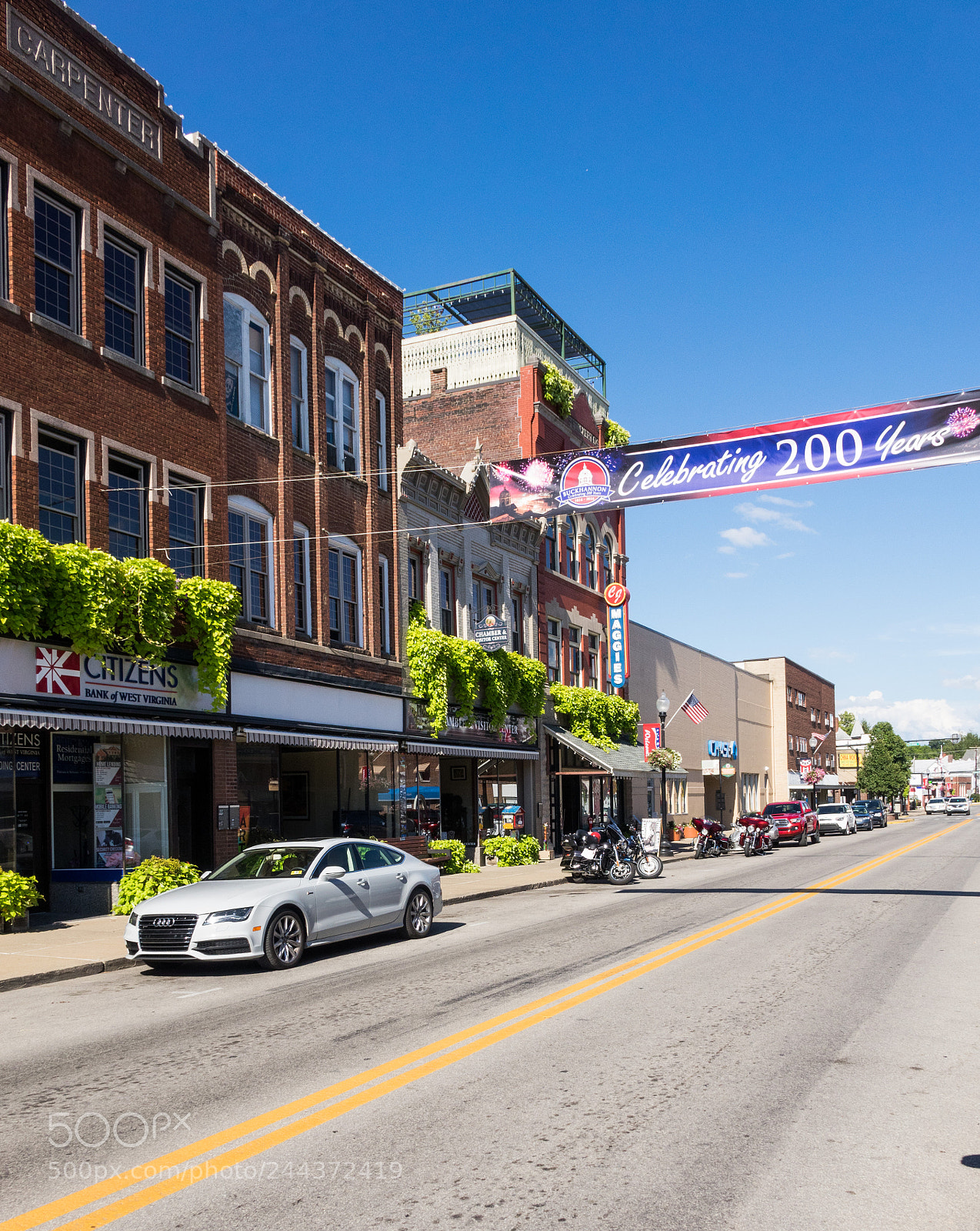 Sony Cyber-shot DSC-RX10 sample photo. Bicentennial banner in main photography