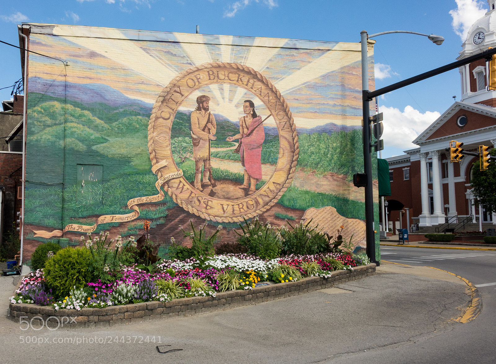 Sony Cyber-shot DSC-RX10 sample photo. Mural of city seal photography