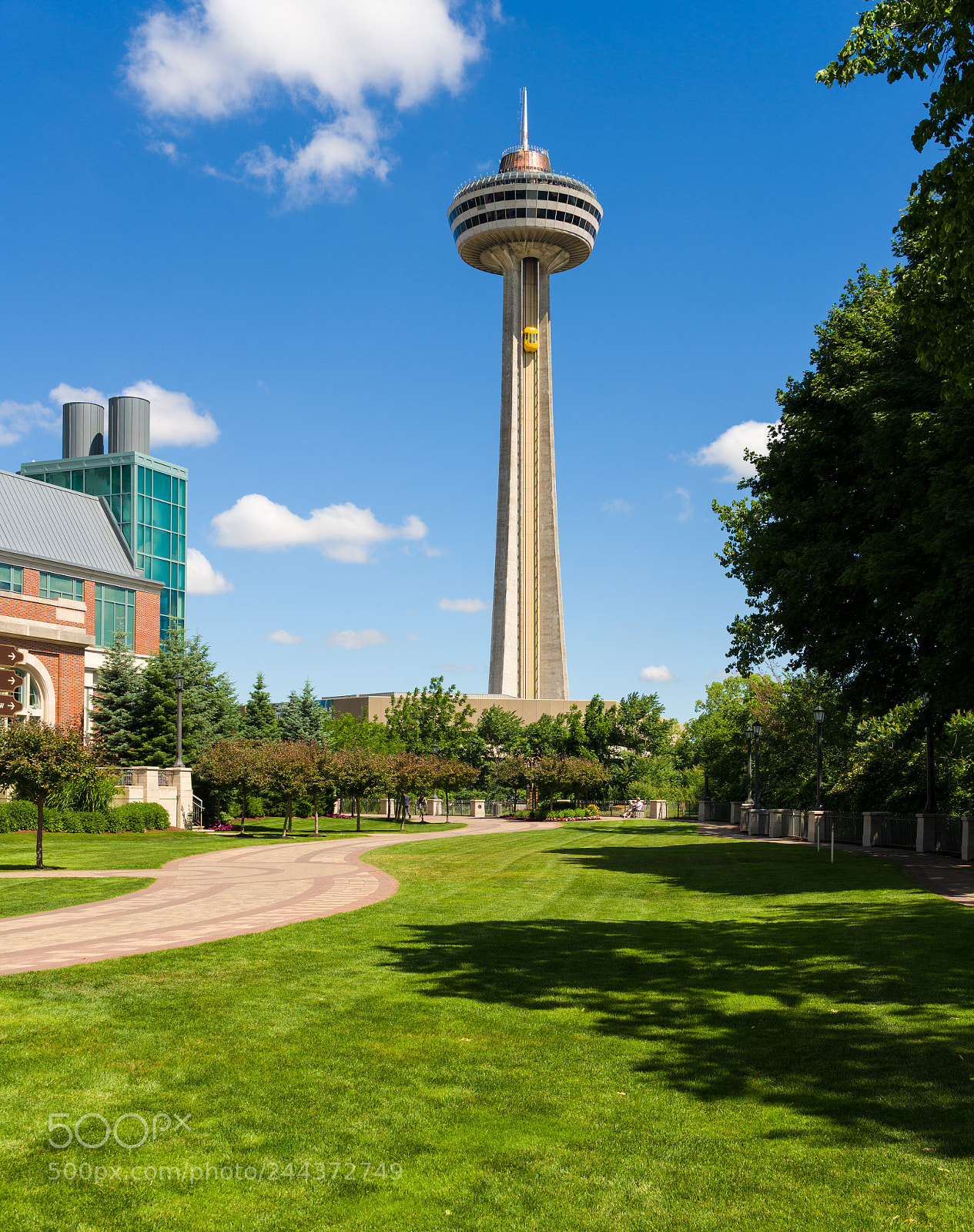 Sony a7R II sample photo. Skylon tower in niagara photography