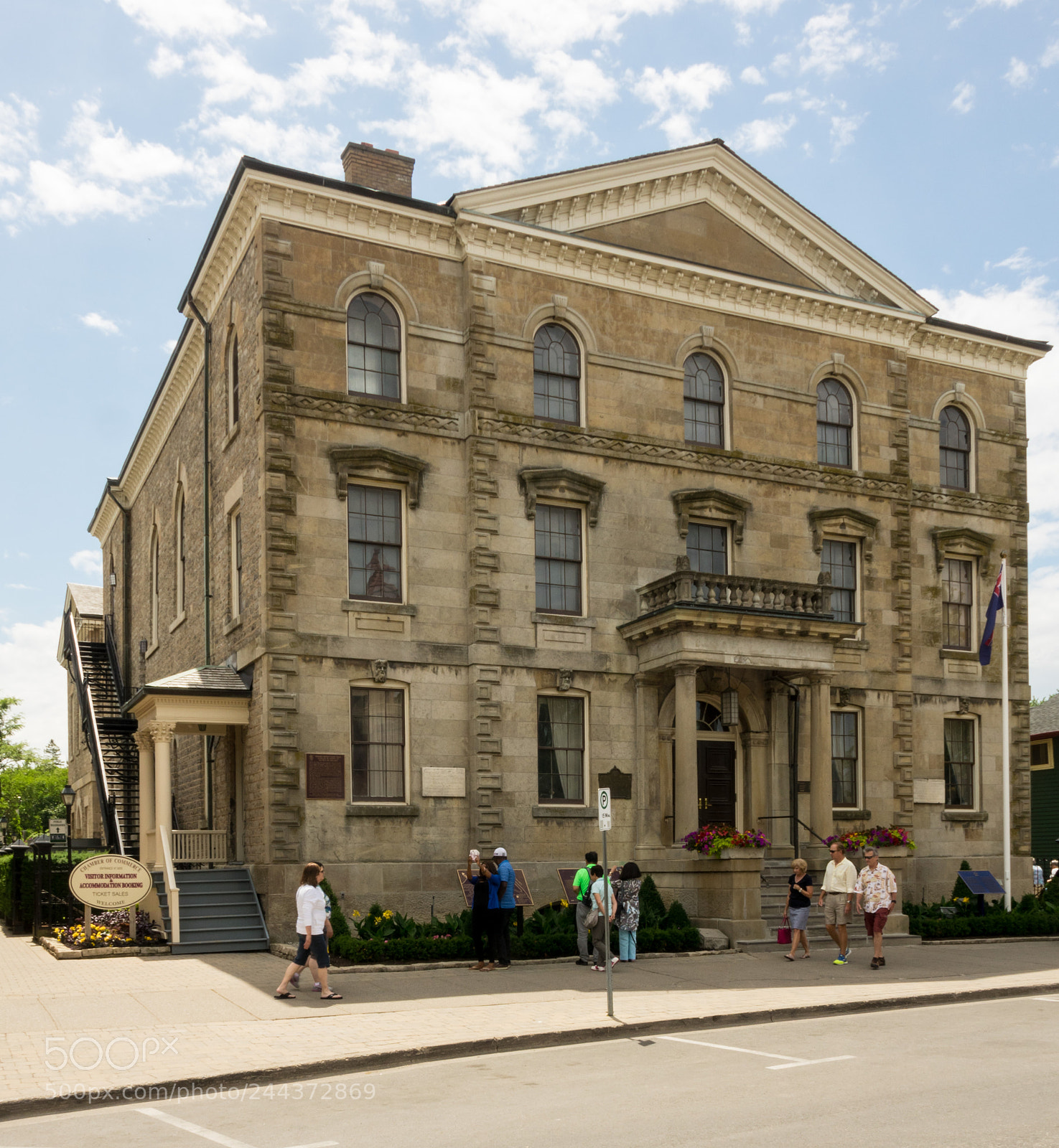 Sony Cyber-shot DSC-RX10 sample photo. Niagara on the lake photography