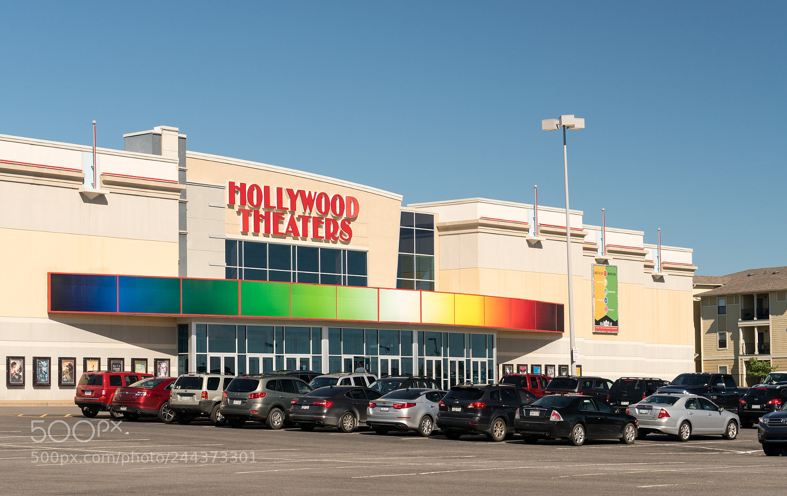 Sony a7R II sample photo. Hollywood theaters building in photography