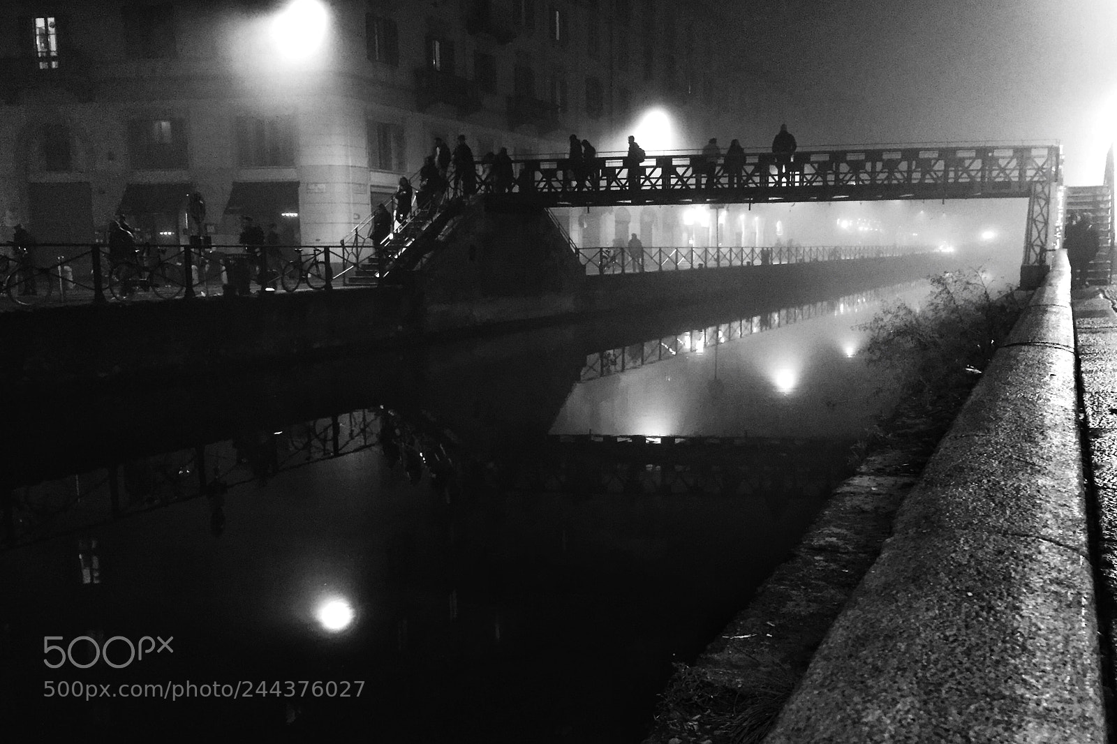 Apple iPhone 6 sample photo. Along the naviglio photography