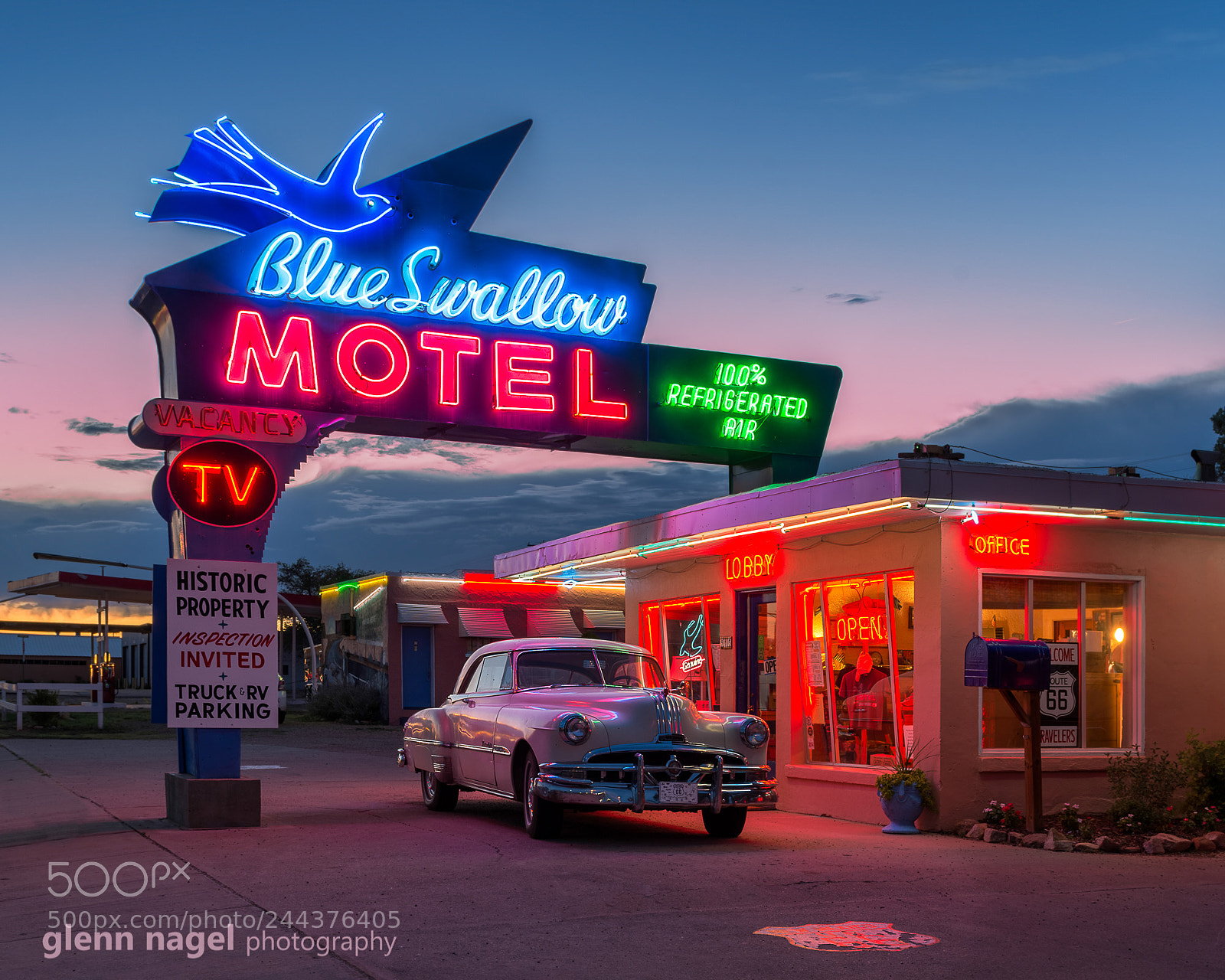 Nikon D800 sample photo. Blue swallow motel photography