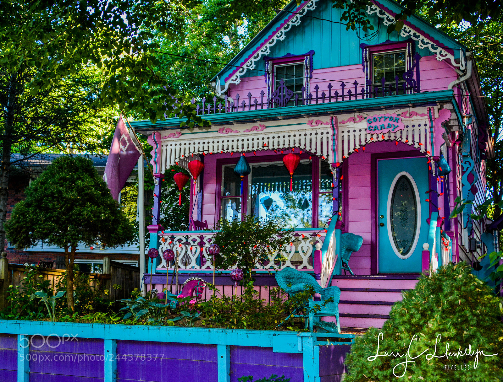 Nikon D7100 sample photo. Ginger bread homes photography