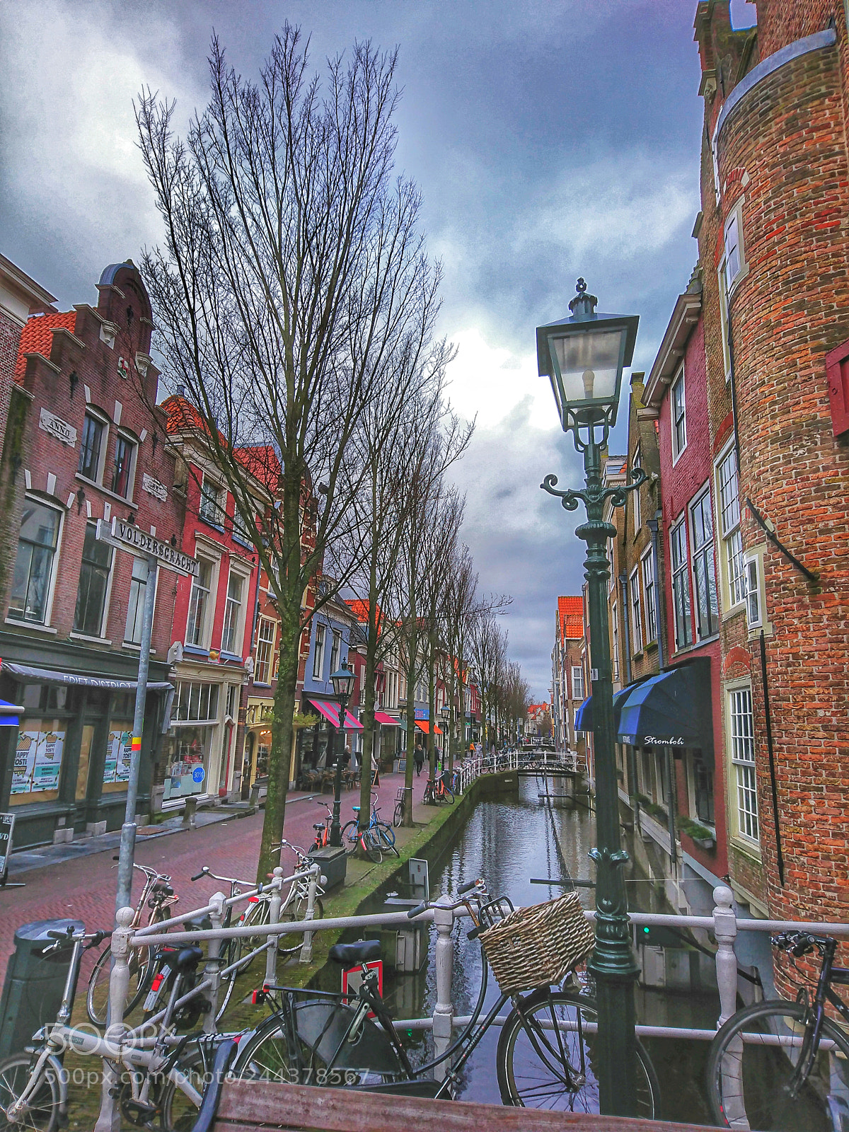 Sony Xperia XZ sample photo. Street in delft photography