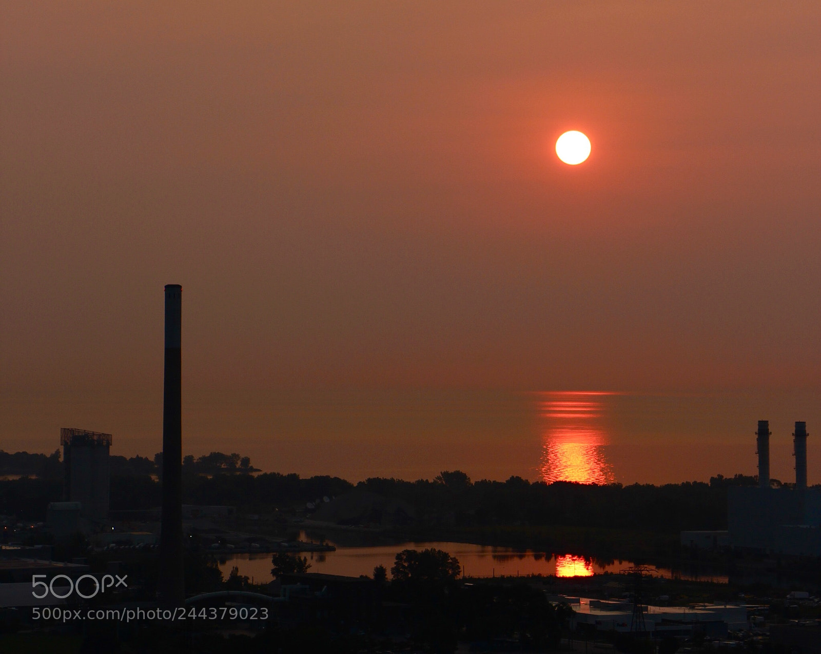 Canon EOS 650D (EOS Rebel T4i / EOS Kiss X6i) sample photo. Sunrise over toronto s photography