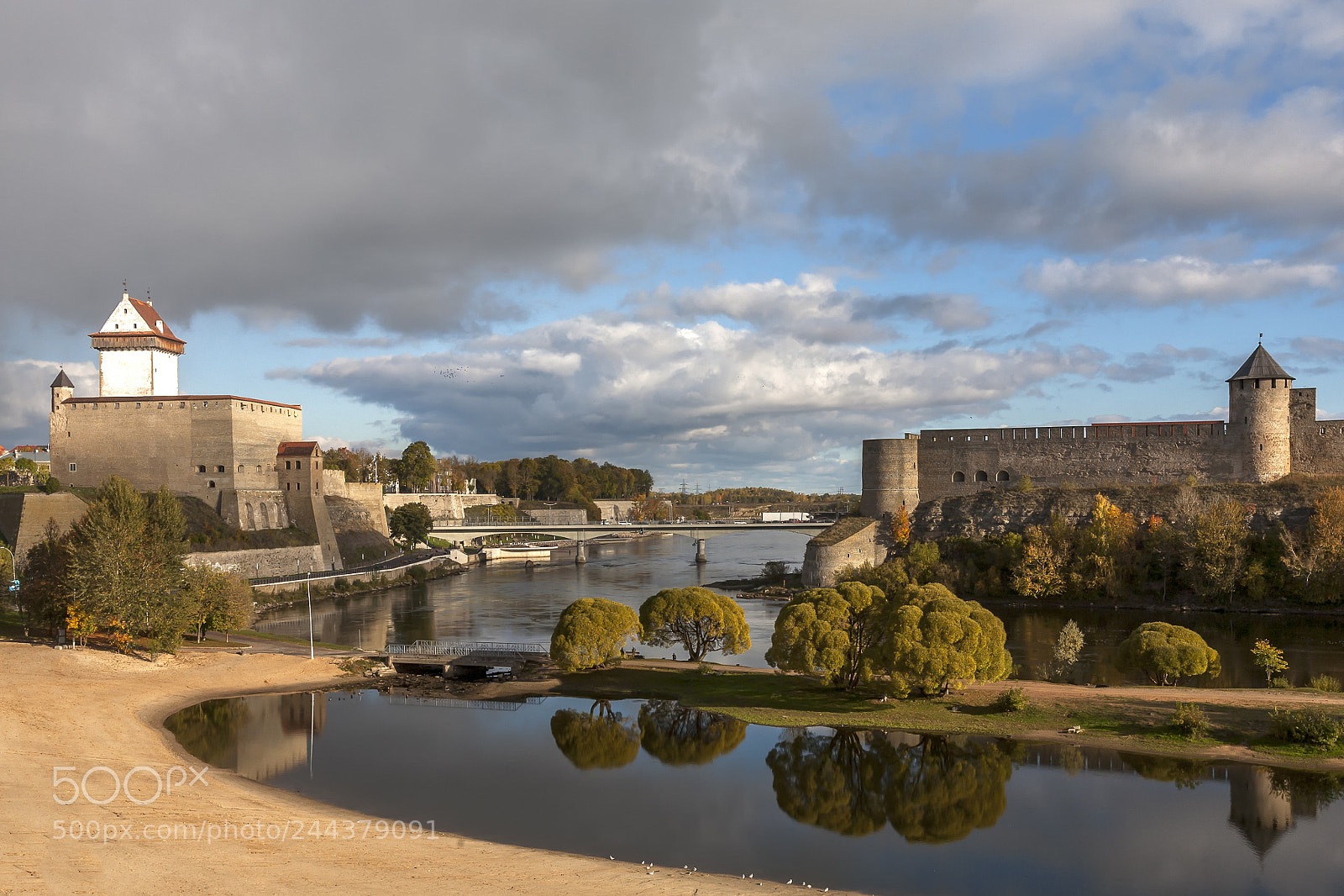 Canon EOS 5D sample photo. Estonia, narva, border with photography