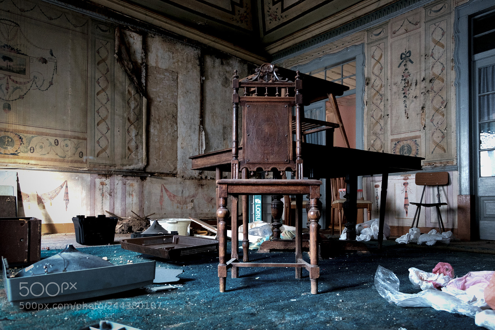 Fujifilm X-T10 sample photo. Take a seat photography
