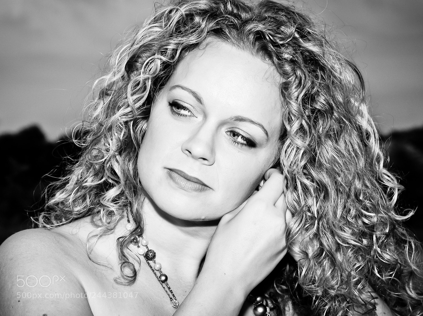 Canon EOS 40D sample photo. She was putting her photography