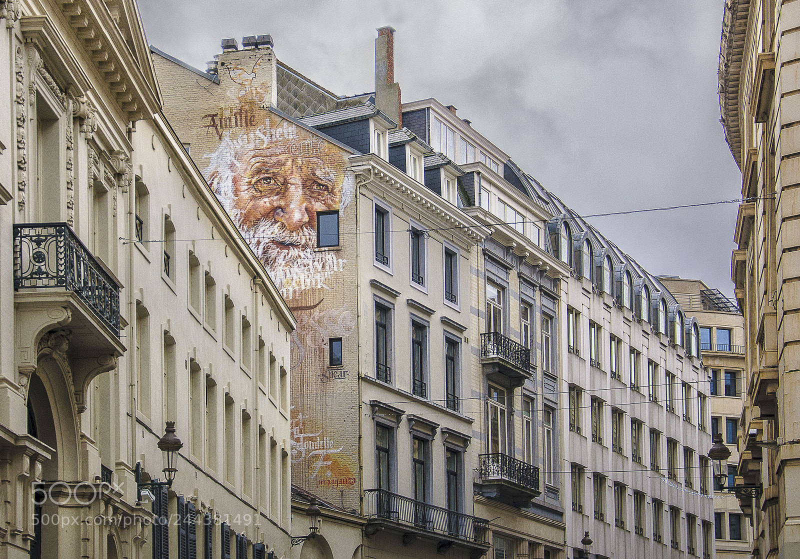 Nikon D90 sample photo. Brussel's mural photography