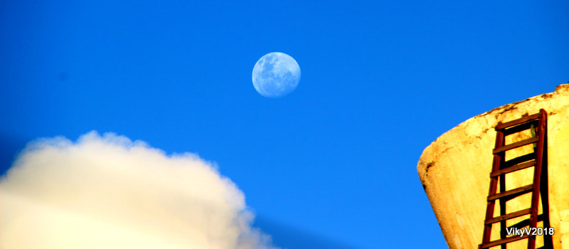 Canon TS-E 90mm F2.8 Tilt-Shift sample photo. Moon and clouds photography