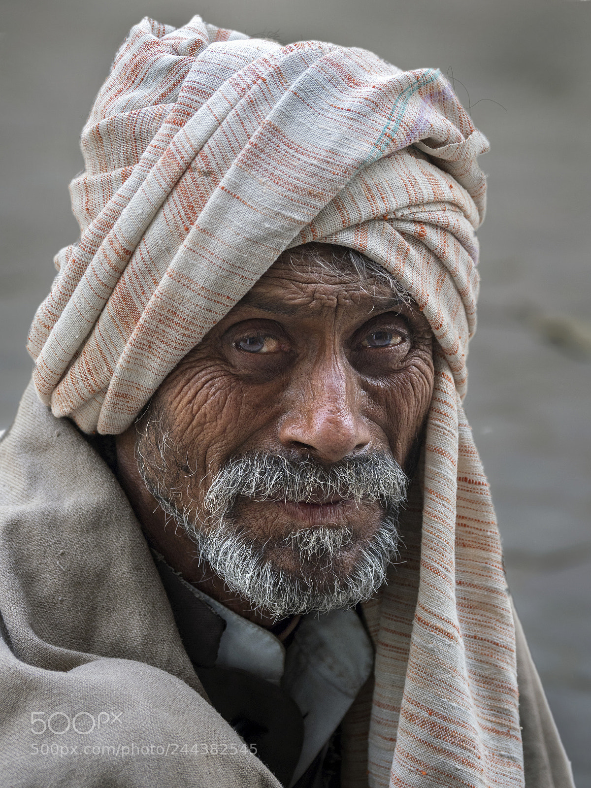 Olympus OM-D E-M1 Mark II sample photo. On the streets of photography