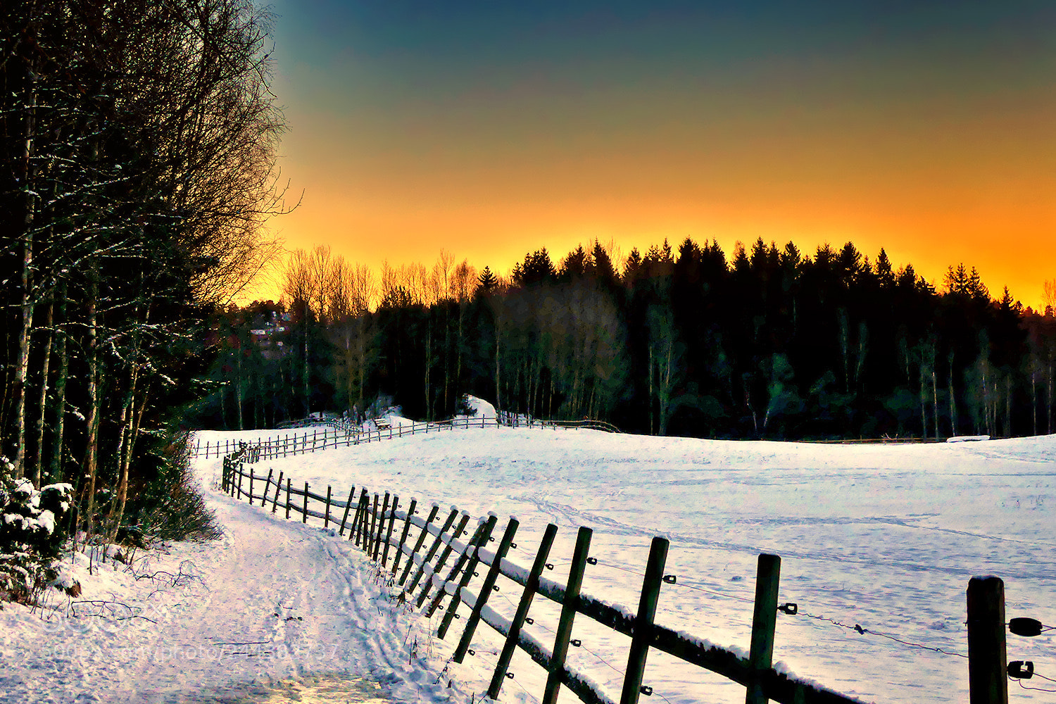 Panasonic Lumix DMC-FZ300 sample photo. Sunset photography