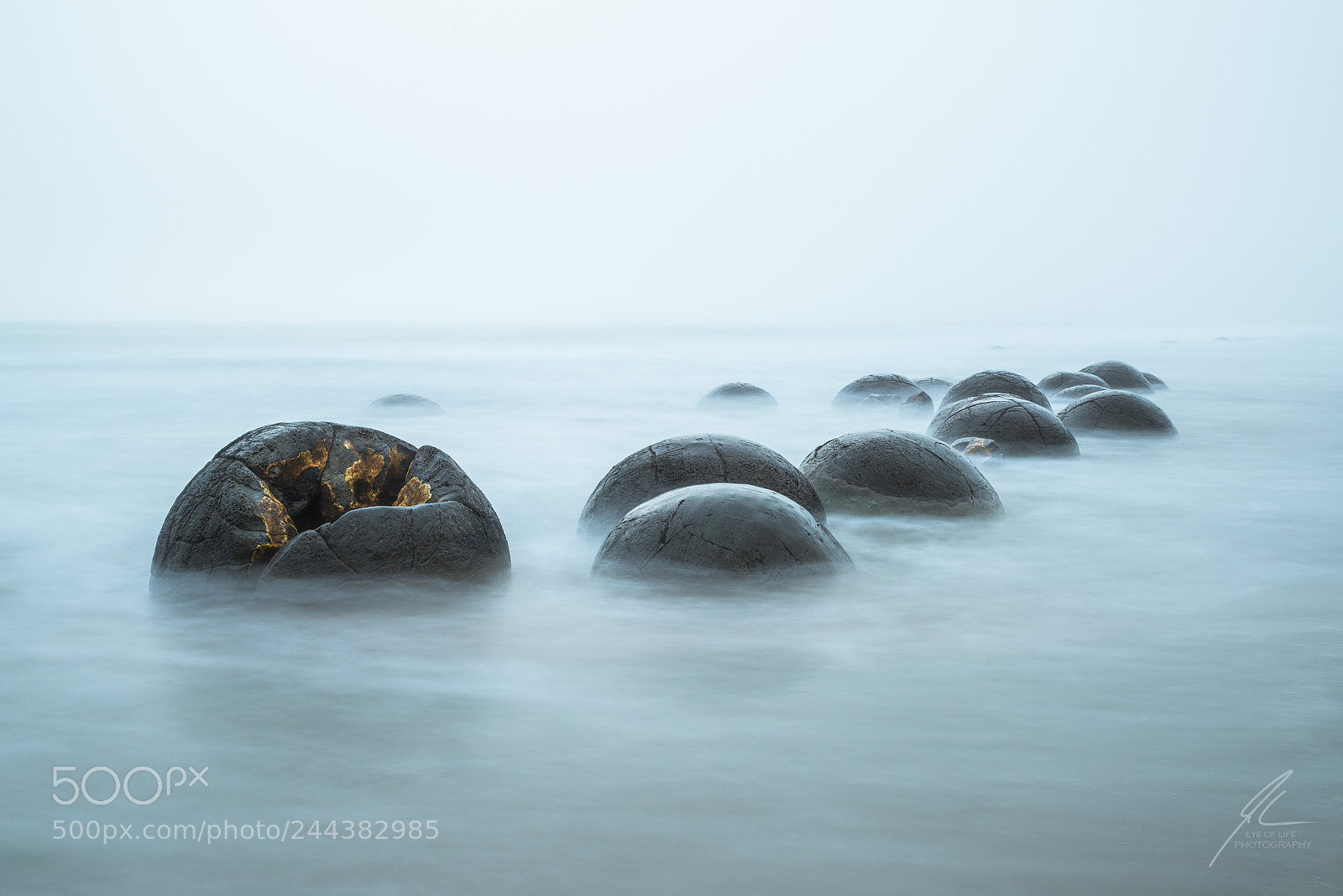 Nikon D800 sample photo. Moeraki boulders calmness photography